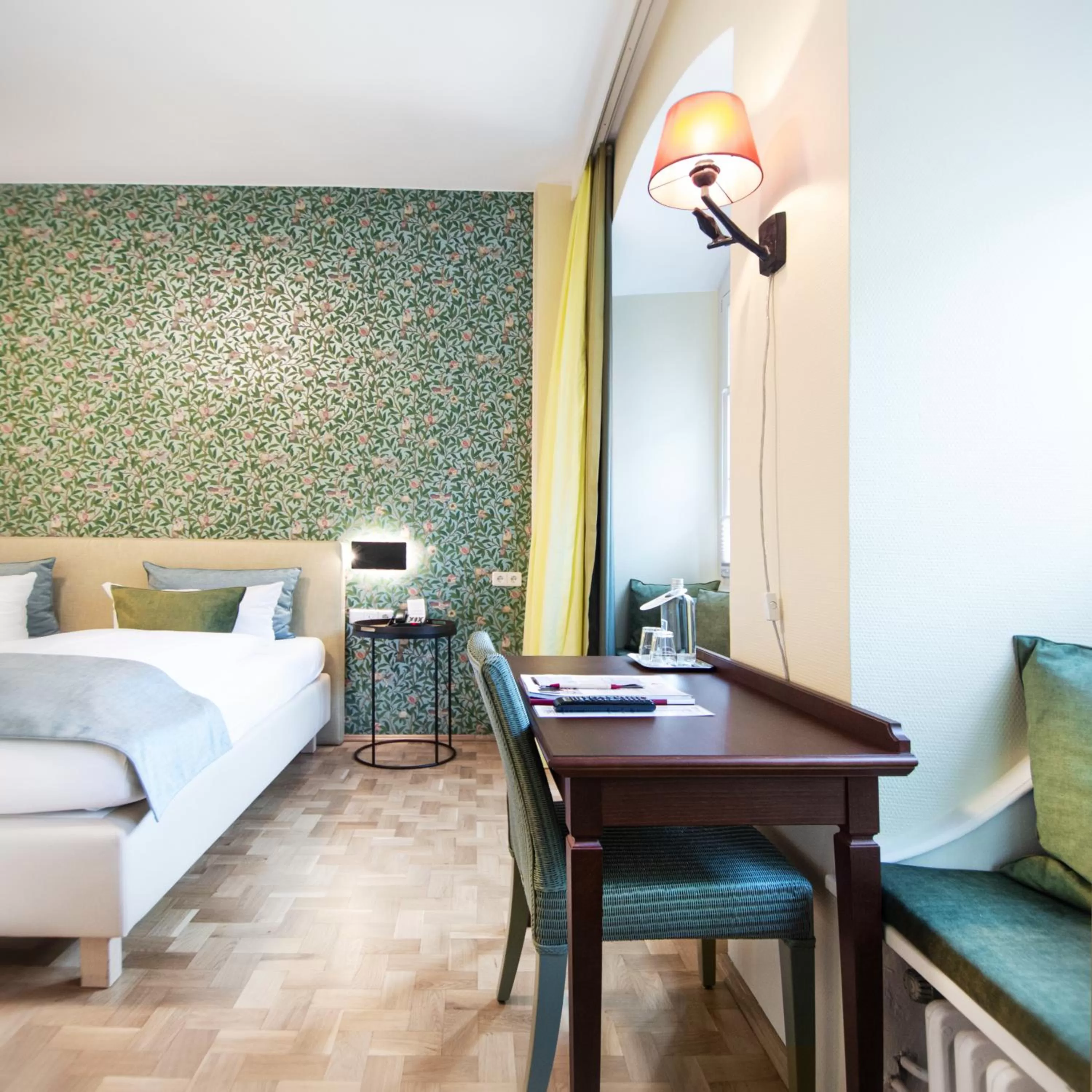 Photo of the whole room, Bed in Romantik Hotel Barbarossa