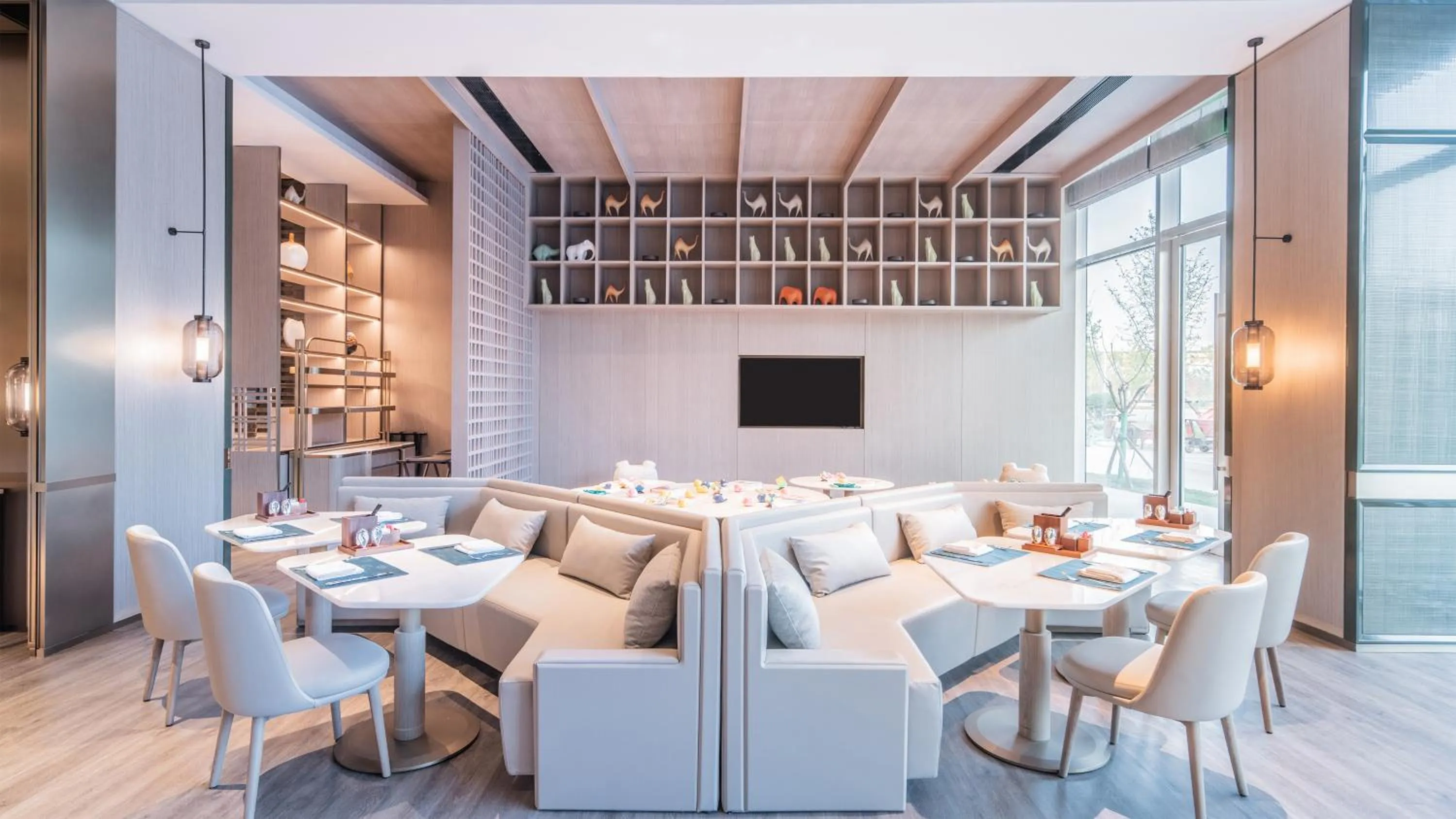 Restaurant/places to eat in HUALUXE Xi'an Chanba by IHG