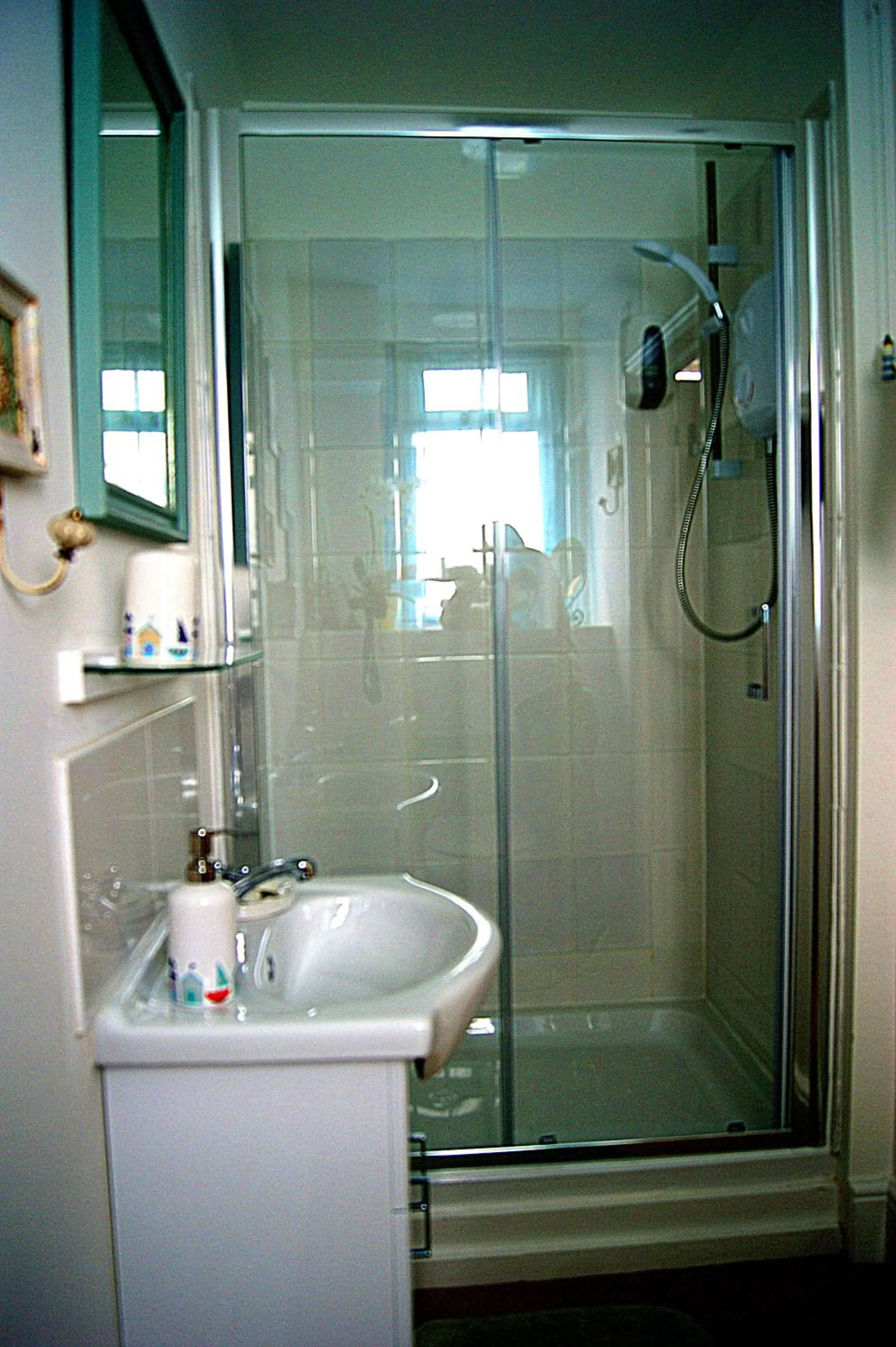 Shower in Sunset Guest House
