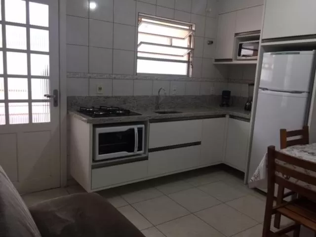 Kitchen/Kitchenette in Pousada Almeida