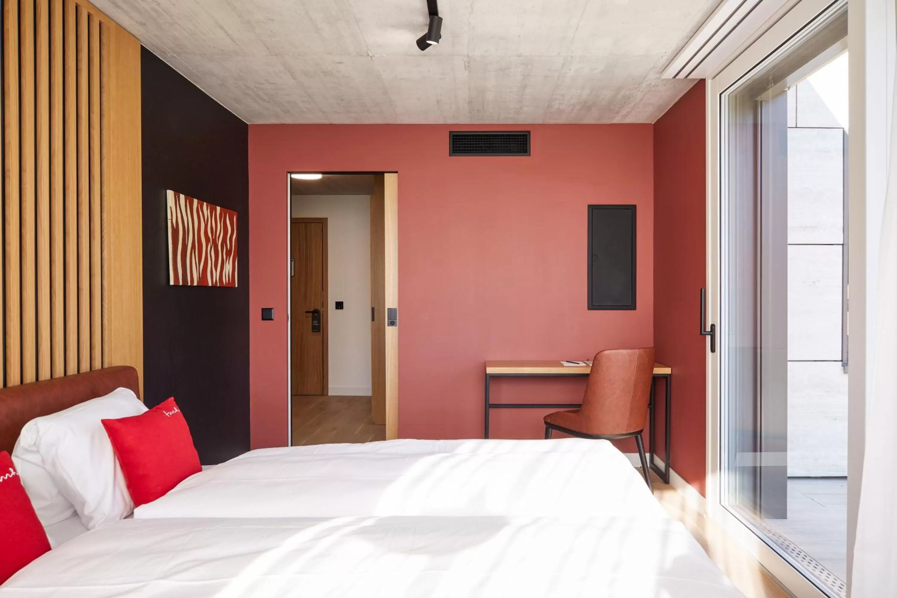 Bedroom, Bed in Tailormade Hotel RIGIBLICK Küssnacht