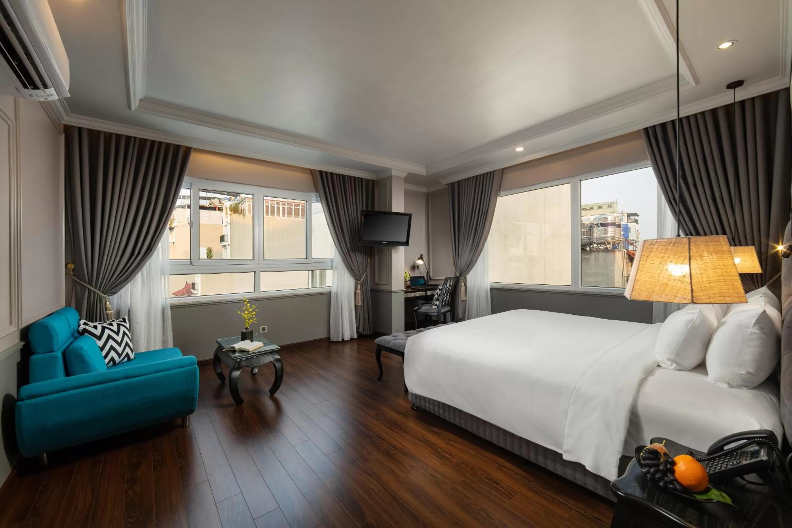 TV and multimedia, Bed in Imperial Hotel & Spa