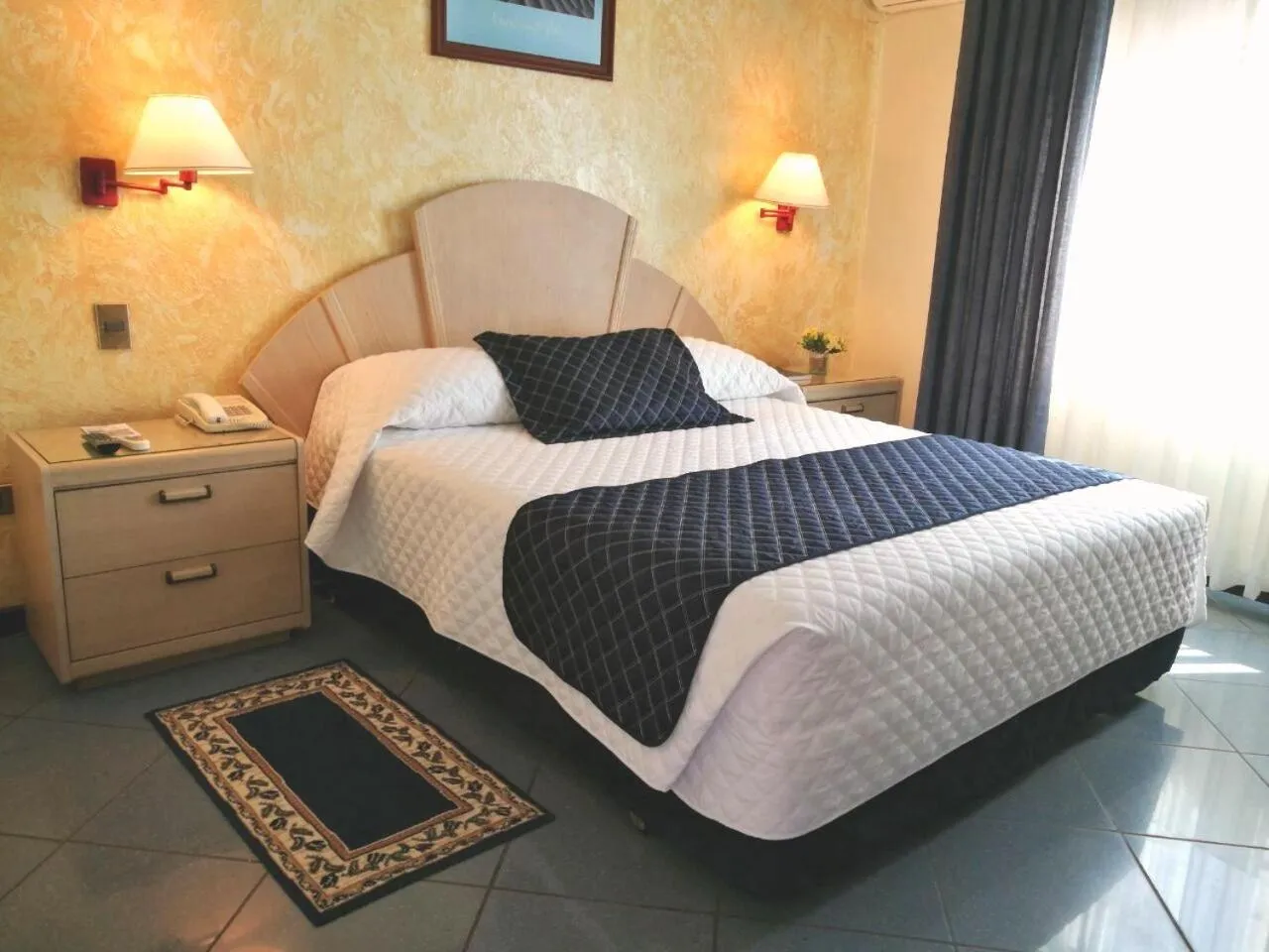 Bedroom in Hotel Continental Park