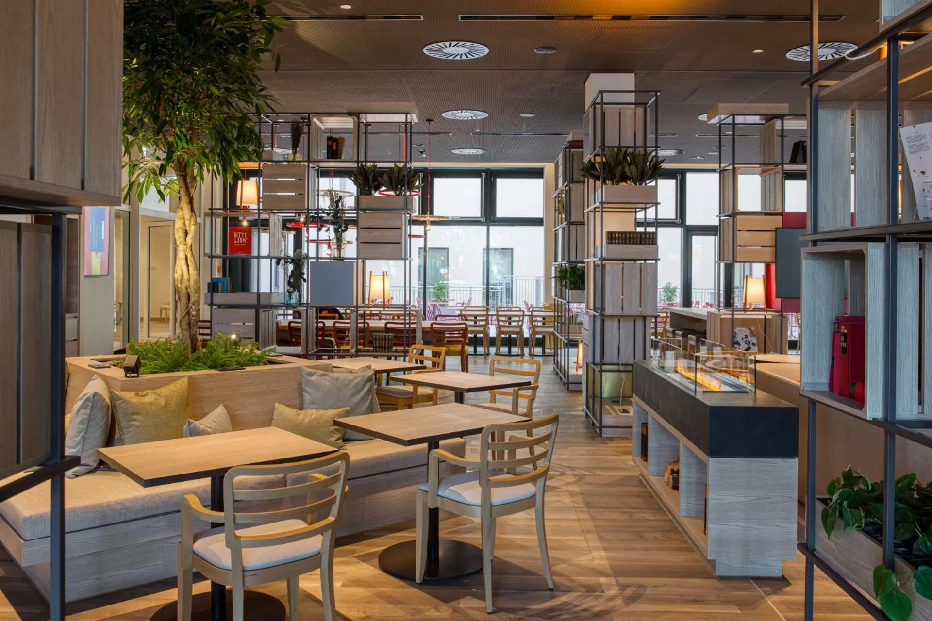 Restaurant/places to eat in IntercityHotel Berlin Airport BER Terminal 1 & 2