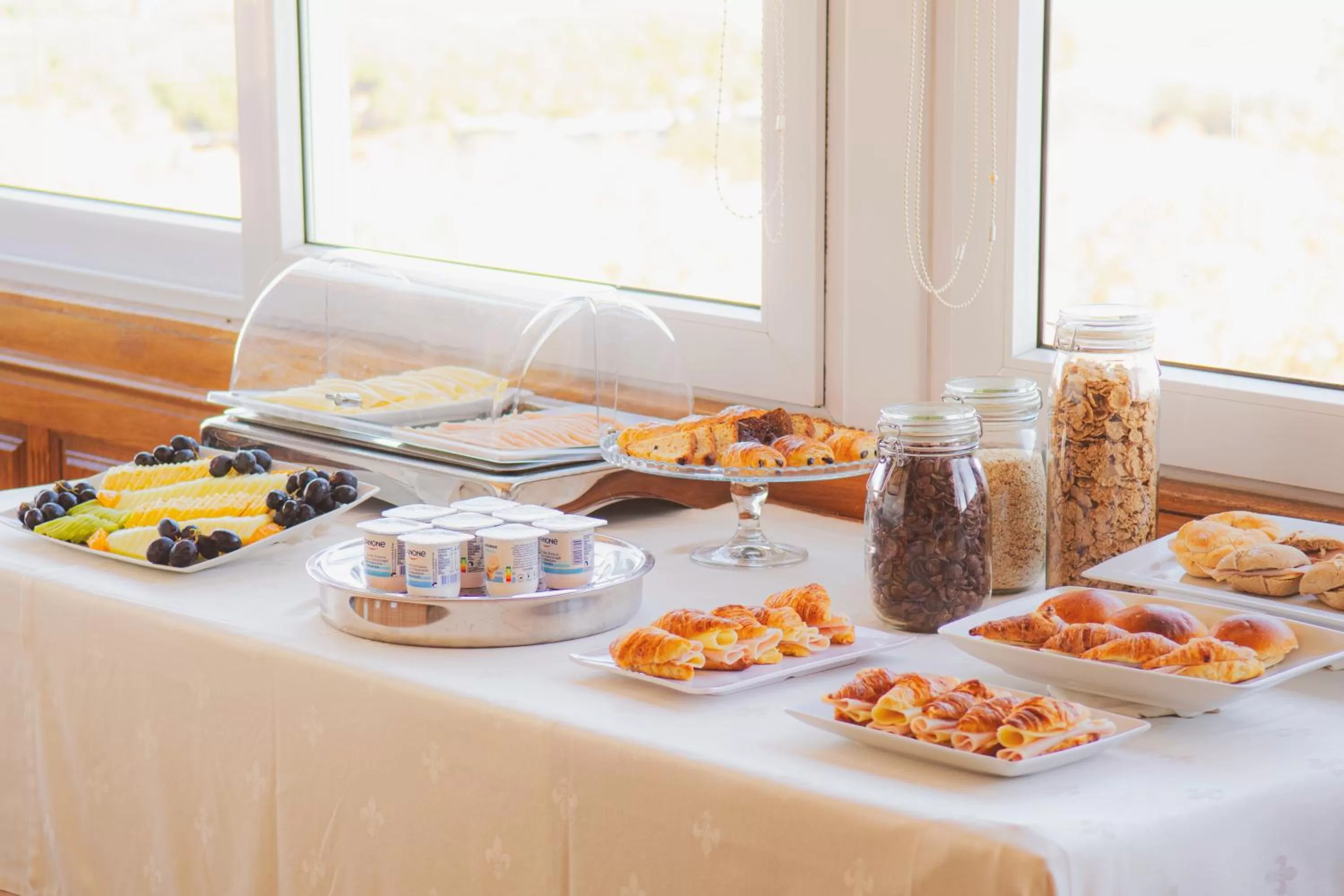 Food in SANA Rex Hotel