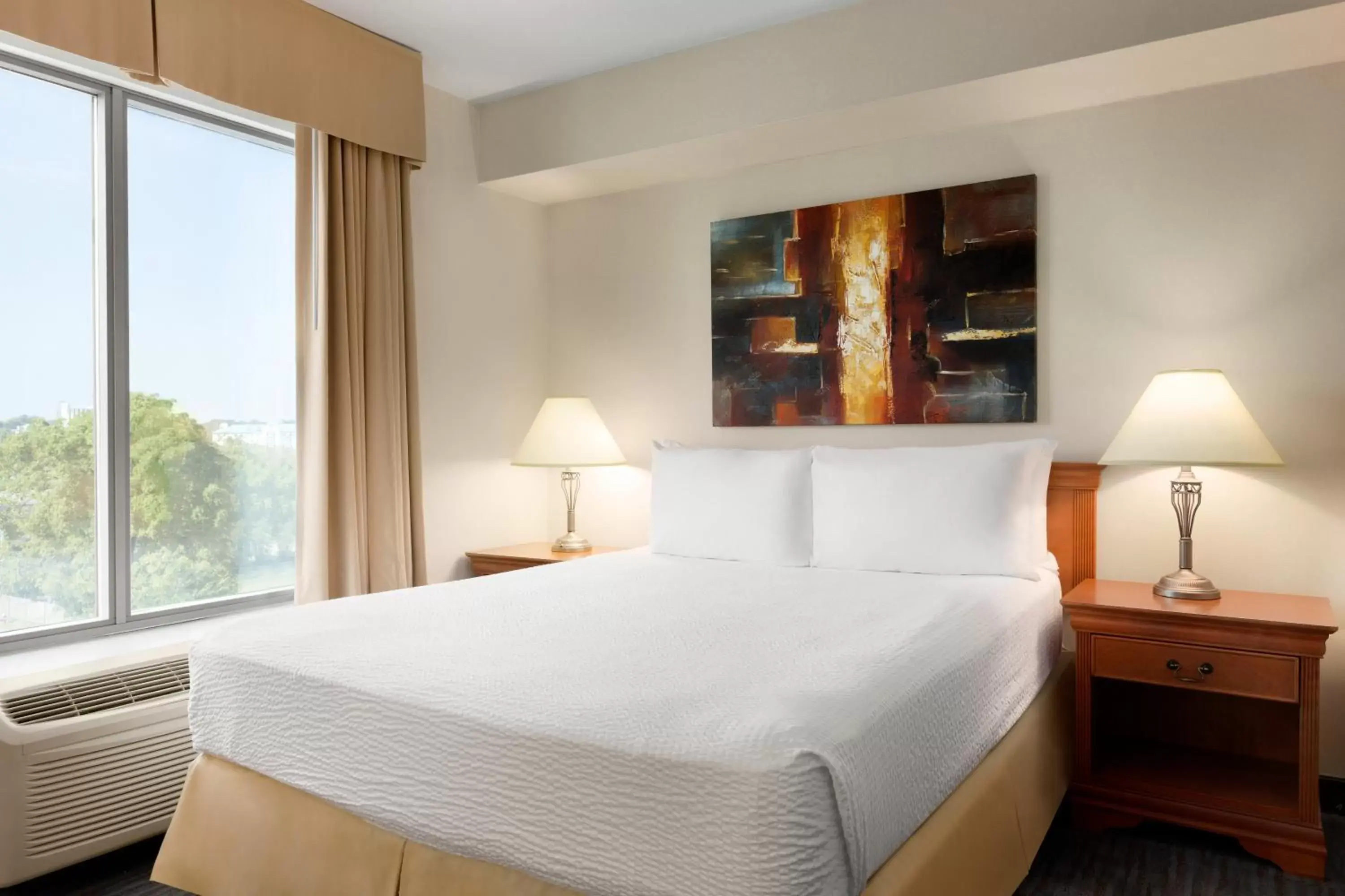 King Suite with Sofa Bed in Days Inn by Wyndham Niagara Falls Centre St By the Falls King Suite with Sofa Bed in Days Inn by Wyndham Niagara Falls Centre St By the Falls