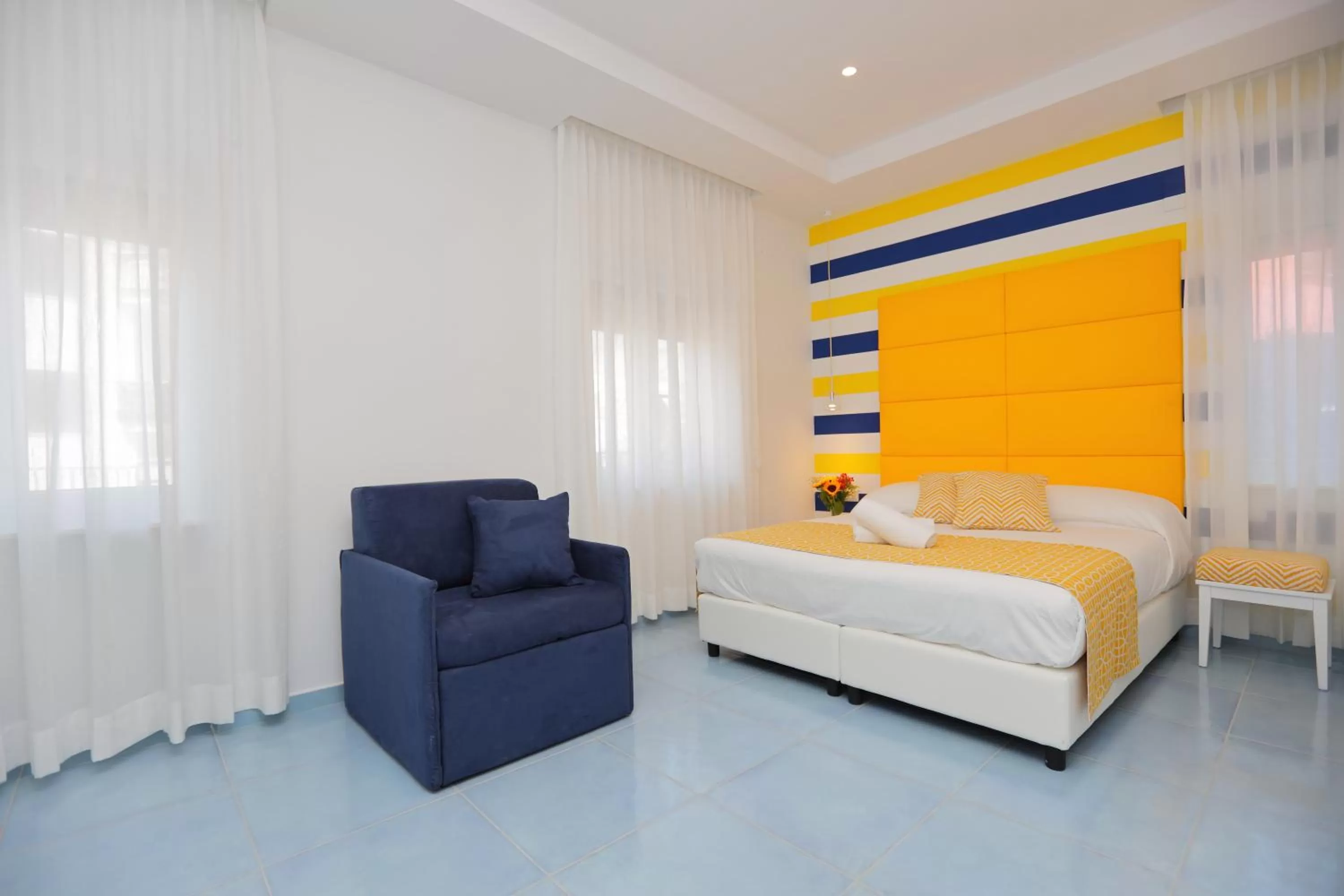 Photo of the whole room in Domus Meta