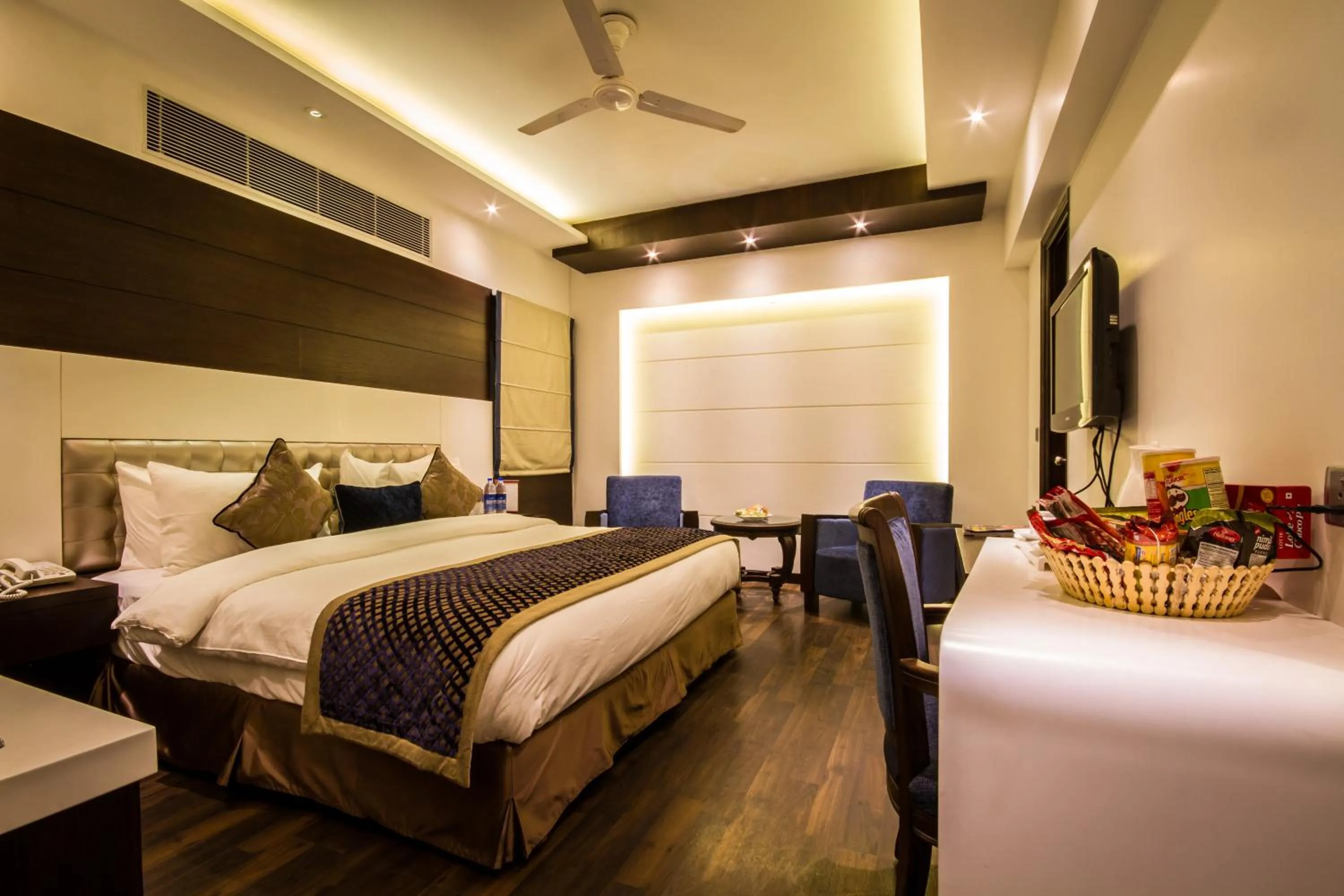 Photo of the whole room, Bed in Hotel Grand Godwin - Near New Delhi Railway Station - Paharganj
