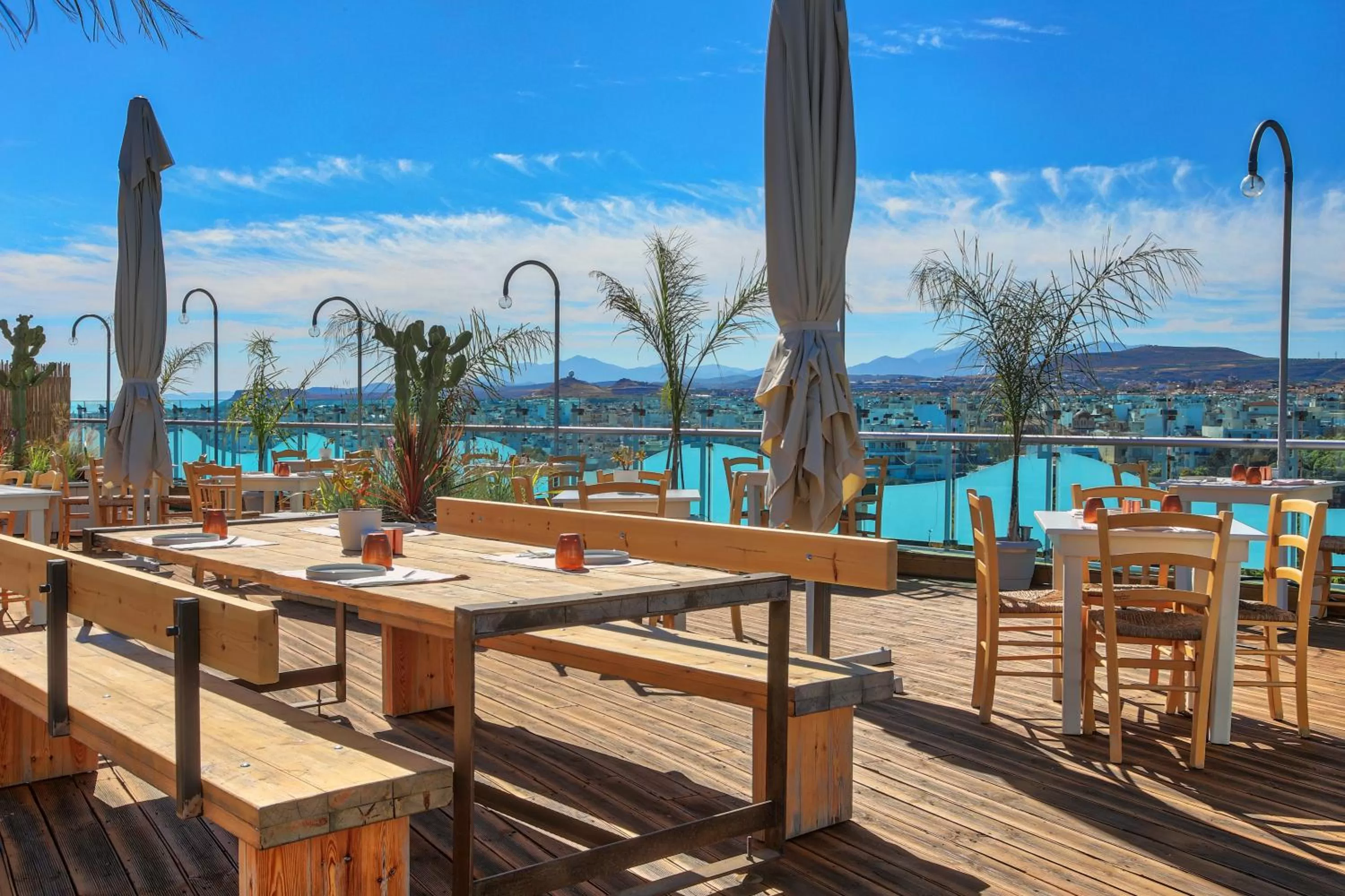 Restaurant/places to eat in Capsis Astoria Heraklion