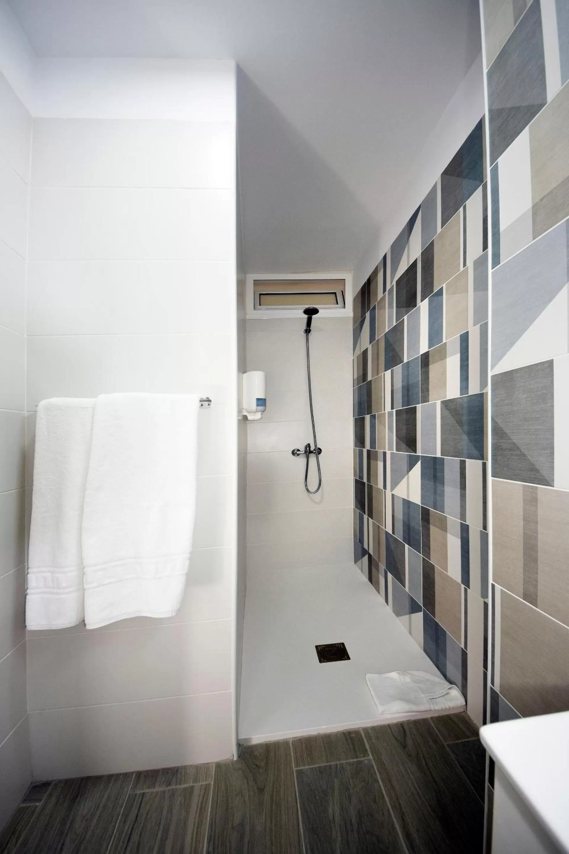 Bathroom in Skyview Hotel Tenerife