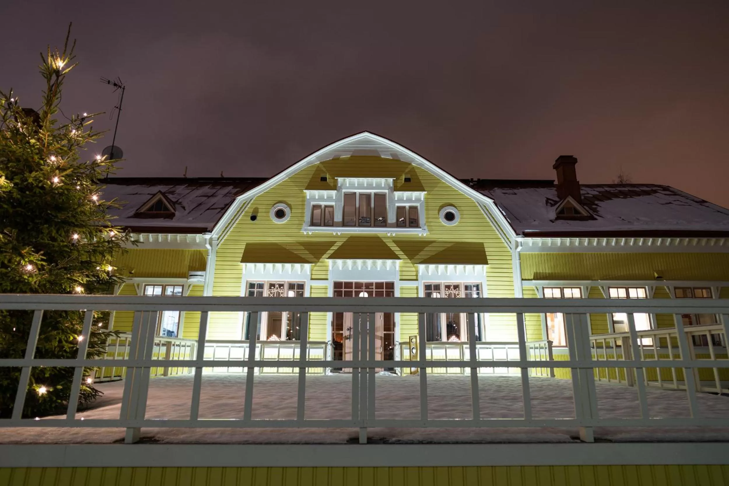 Property building in De Gamlas Hem Hotel & Restaurant