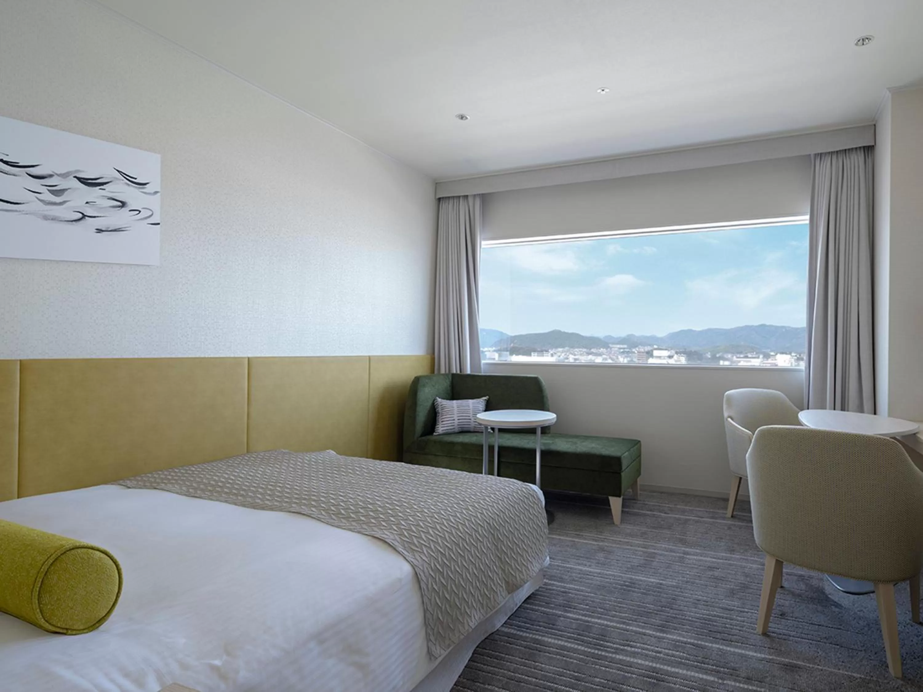 Photo of the whole room, Bed in Hotel Nikko Himeji