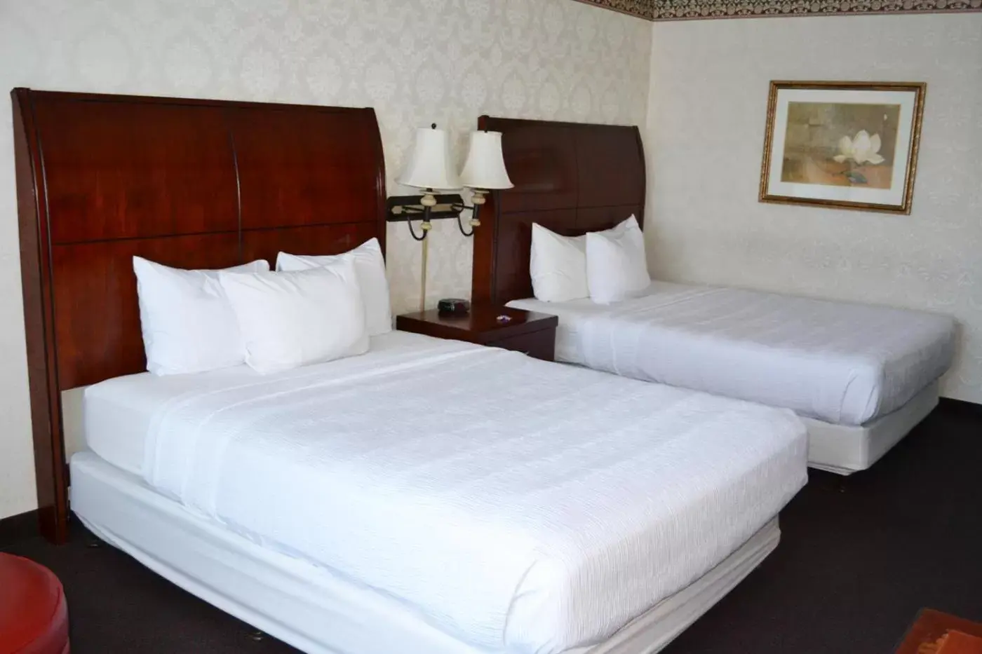 Queen Room with Two Queen Beds in Le Ritz Hotel and Suites Queen Room with Two Queen Beds in Le Ritz Hotel and Suites