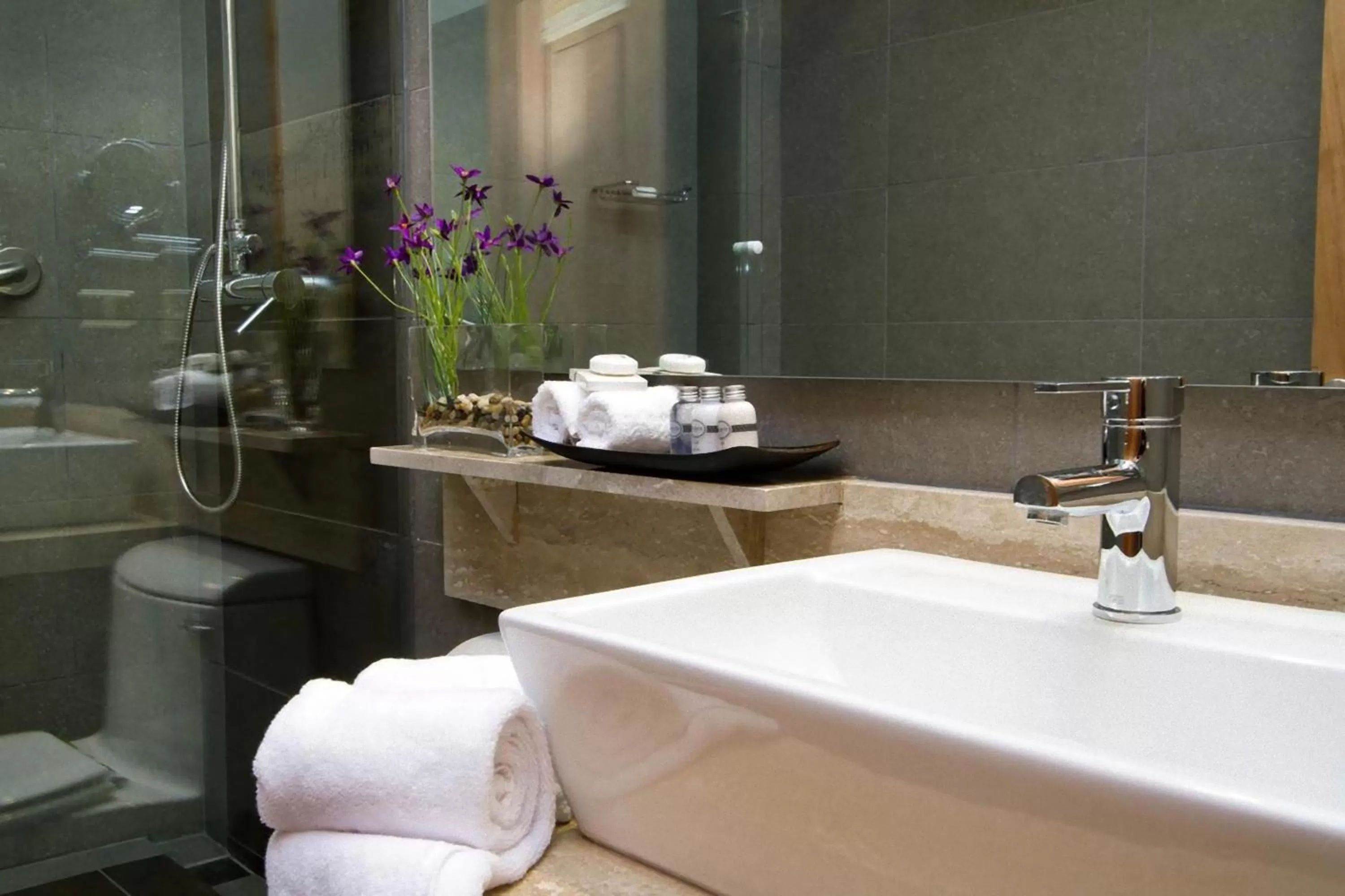 Bathroom in Casa Bueras Boutique Hotel