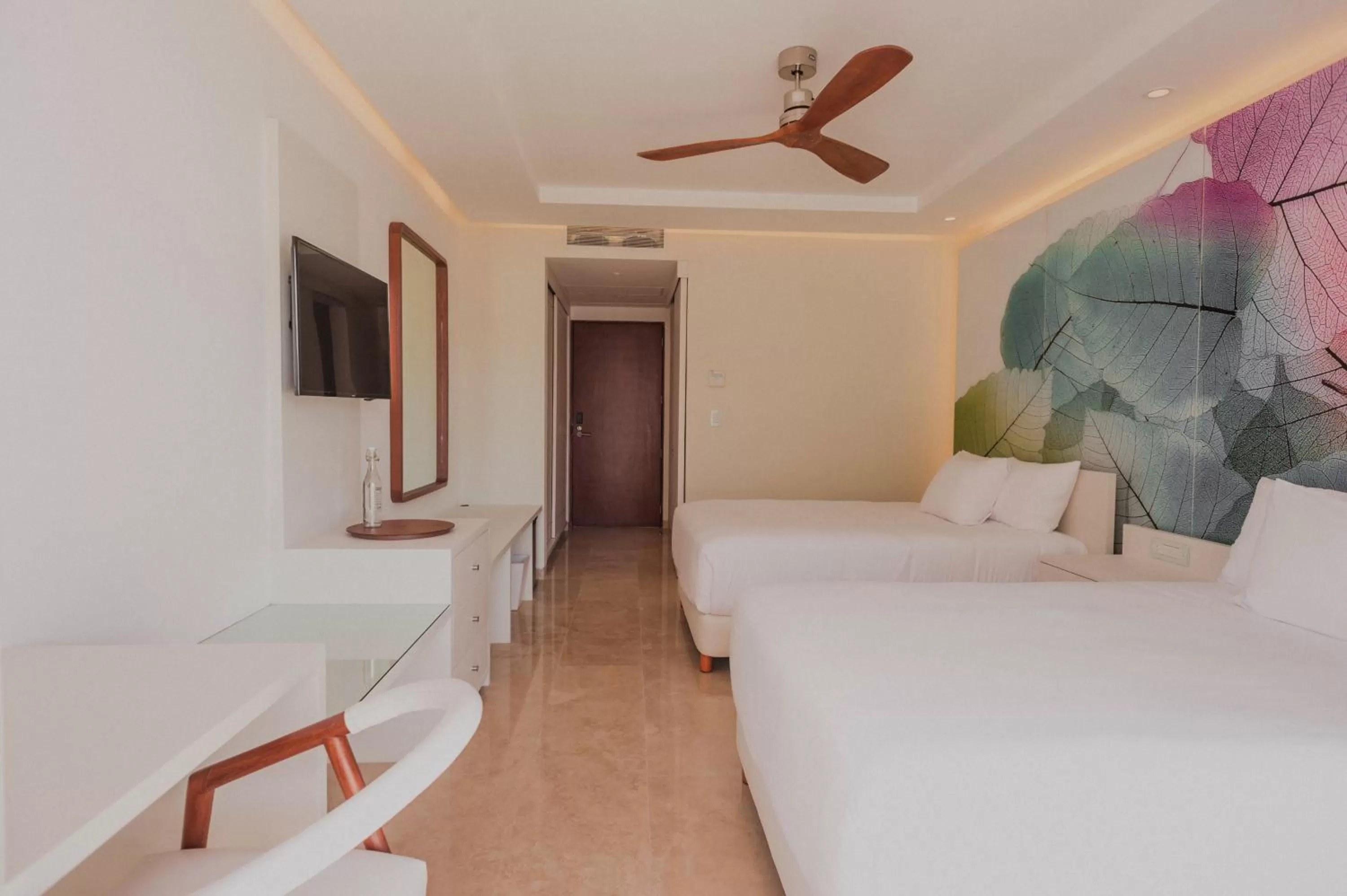 Photo of the whole room, Bed in Antera Hotel & Residences