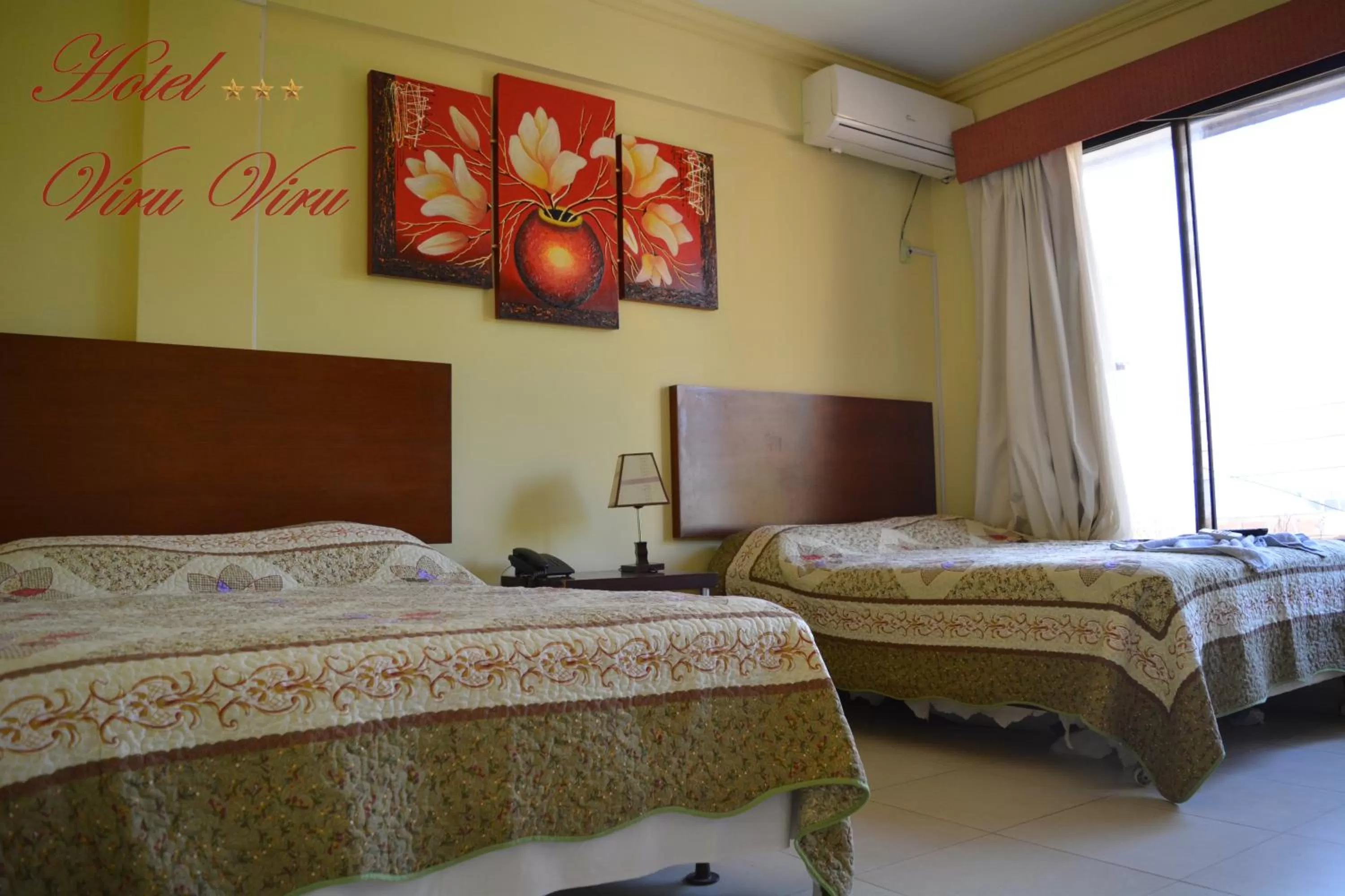 Bed in Hotel Viru Viru II