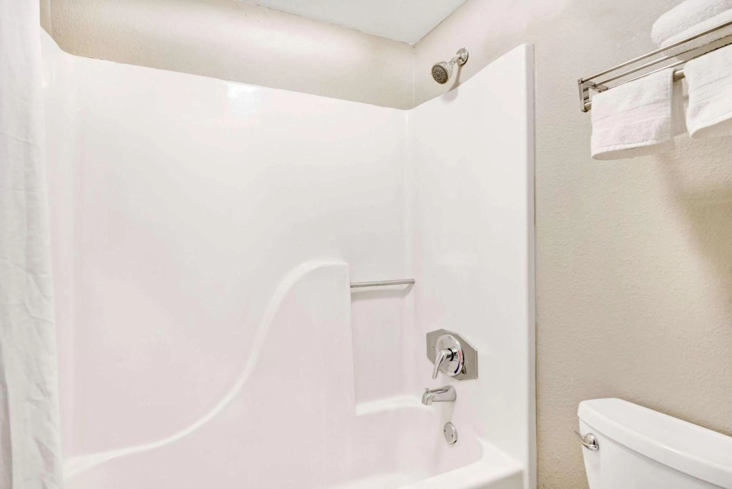 On site in Super 8 by Wyndham Lakeland