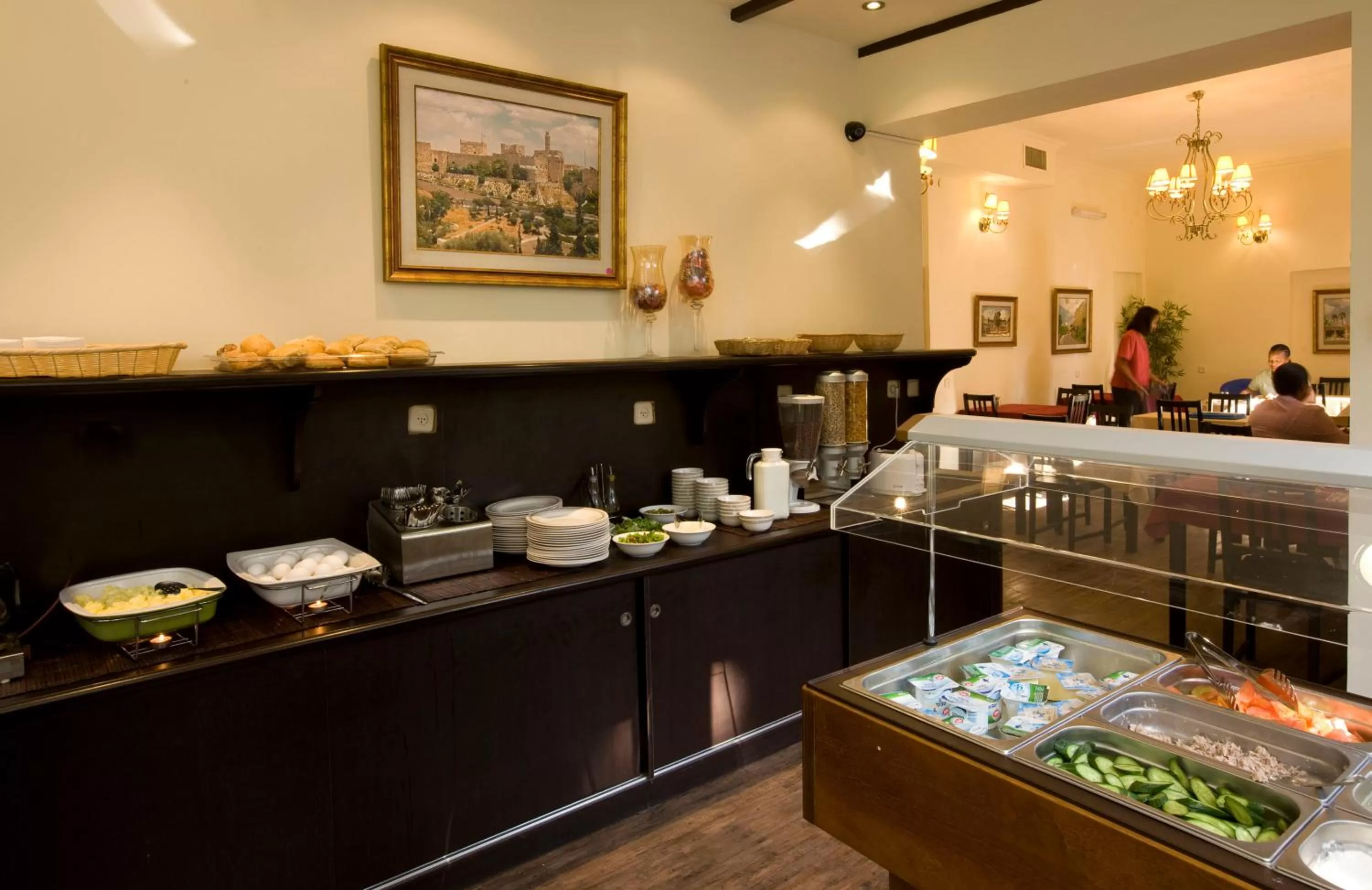 Restaurant/places to eat in A Little House In Rechavia