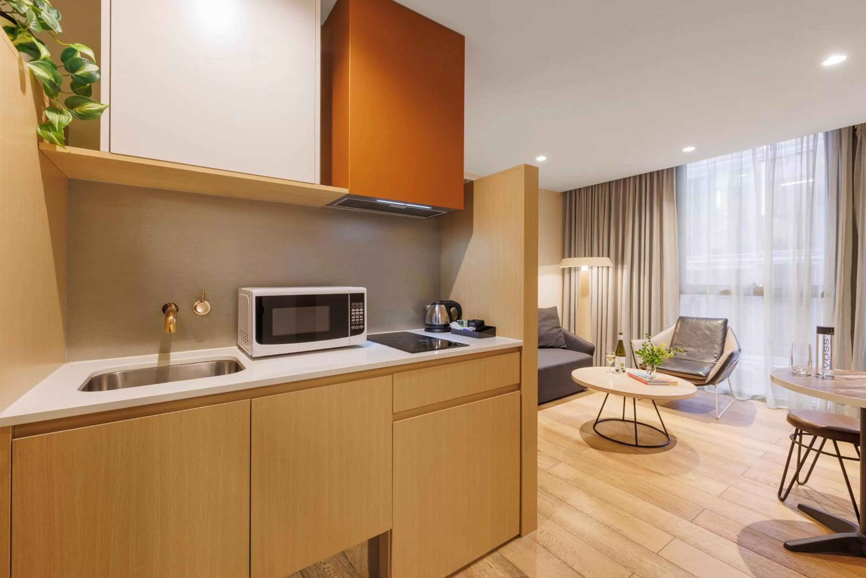 Kitchen or kitchenette in Brady Hotels Central Melbourne