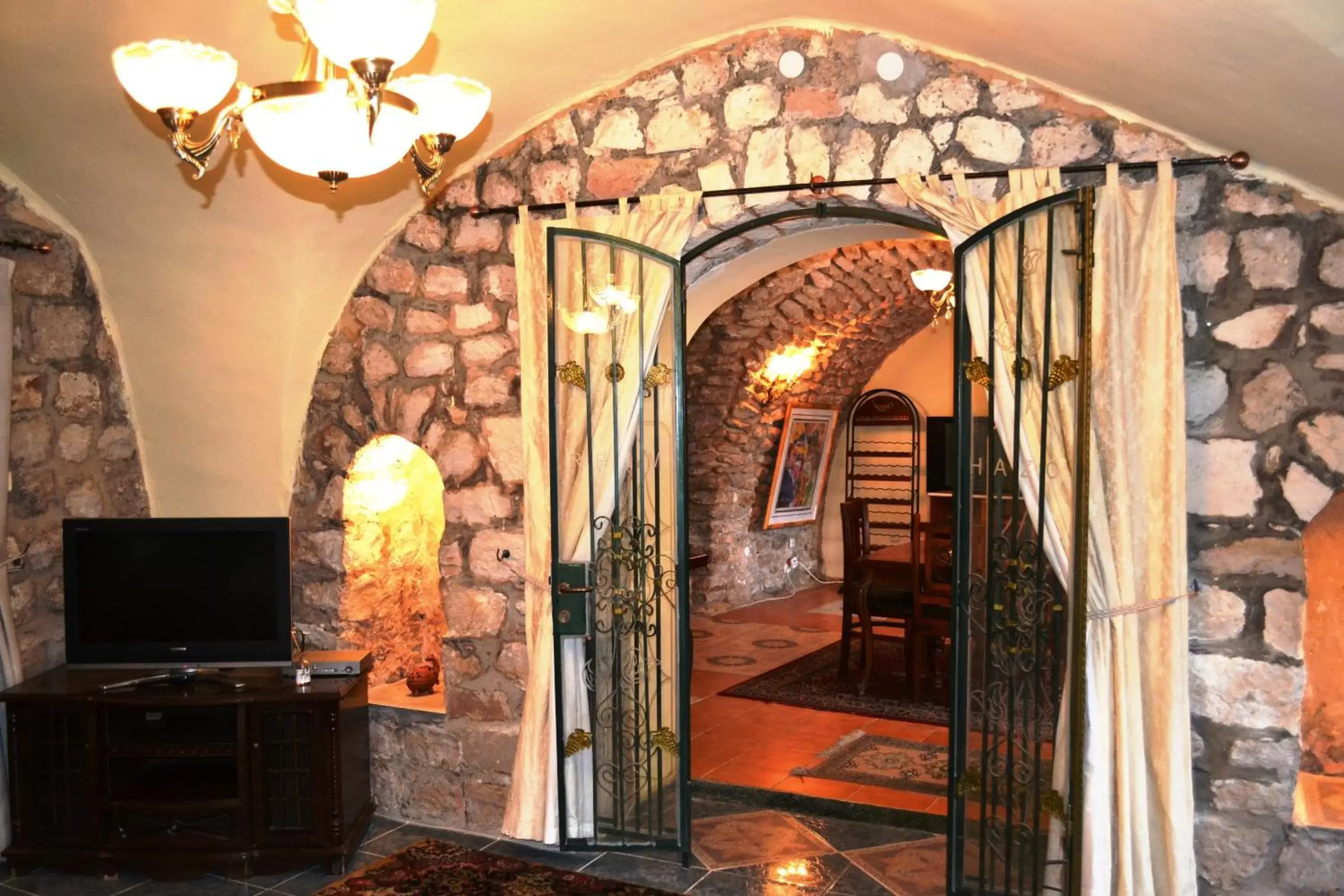 Three-Bedroom House in Palacio Domain - Stylish European Luxury Boutique Hotel Three-Bedroom House in Palacio Domain - Stylish European Luxury Boutique Hotel