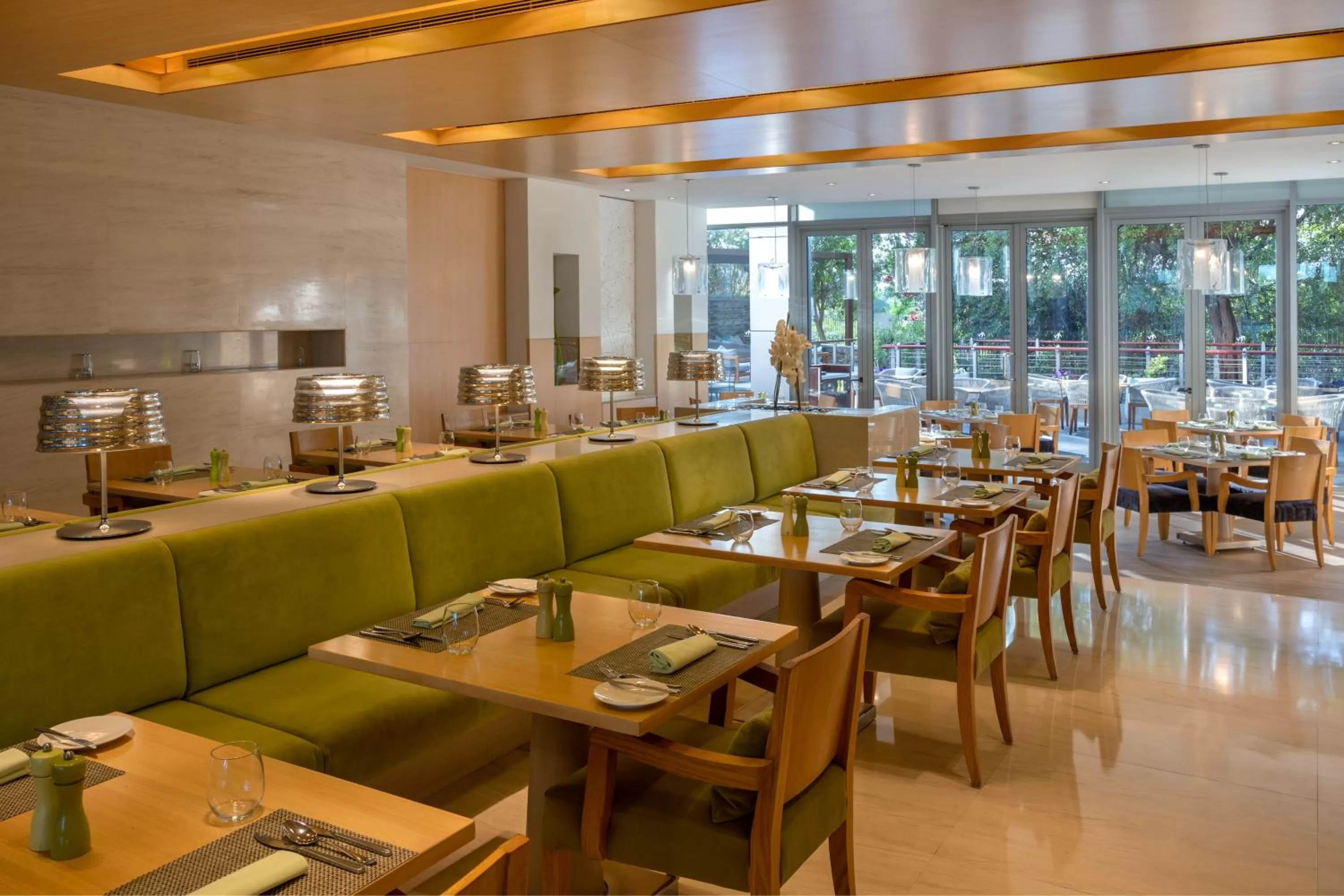 Restaurant/places to eat in Park Rotana Abu Dhabi
