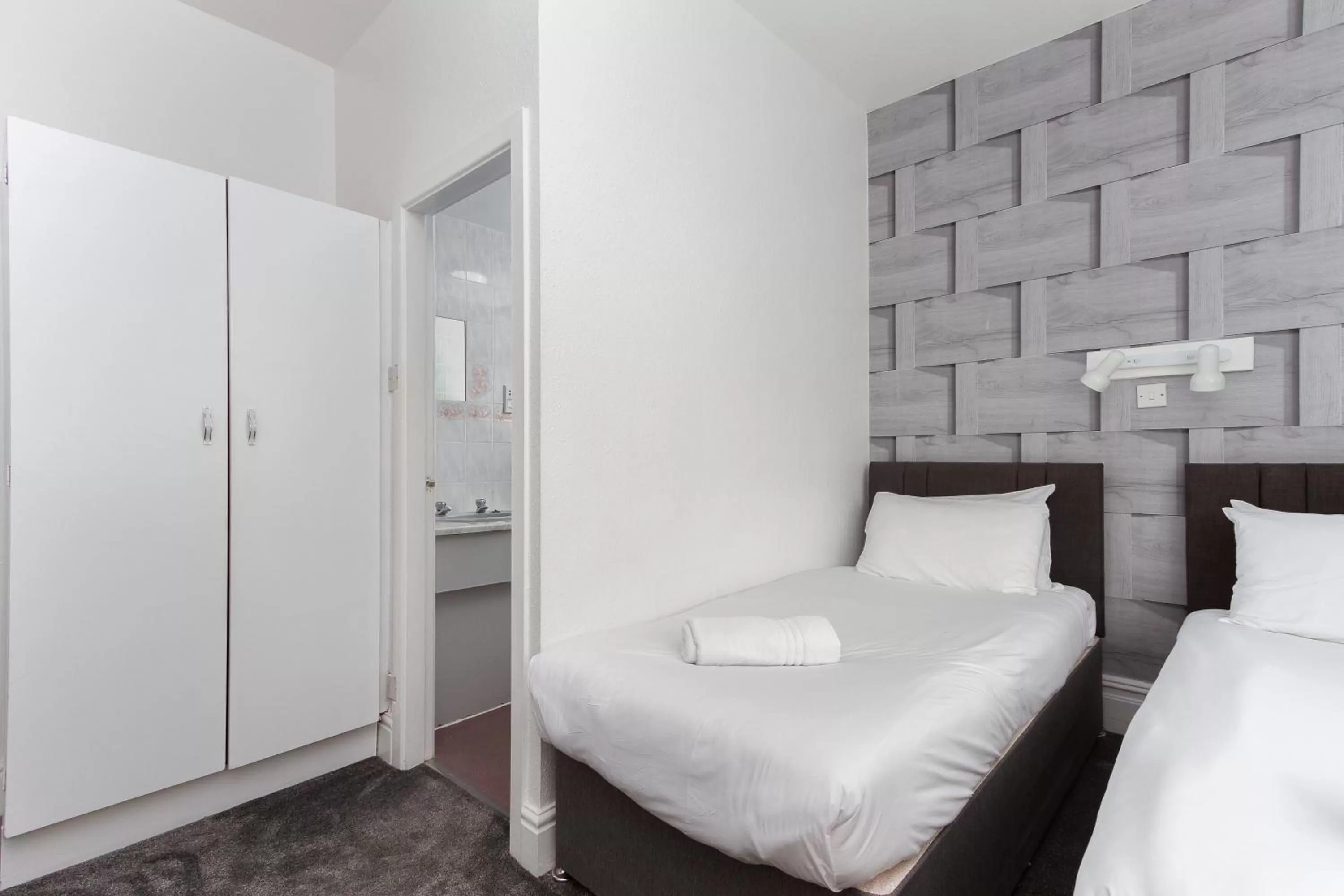 Bedroom, Bed in The Sandringham Court Hotel & Sports Bar-Groups Welcome here-High Speed Wi-Fi