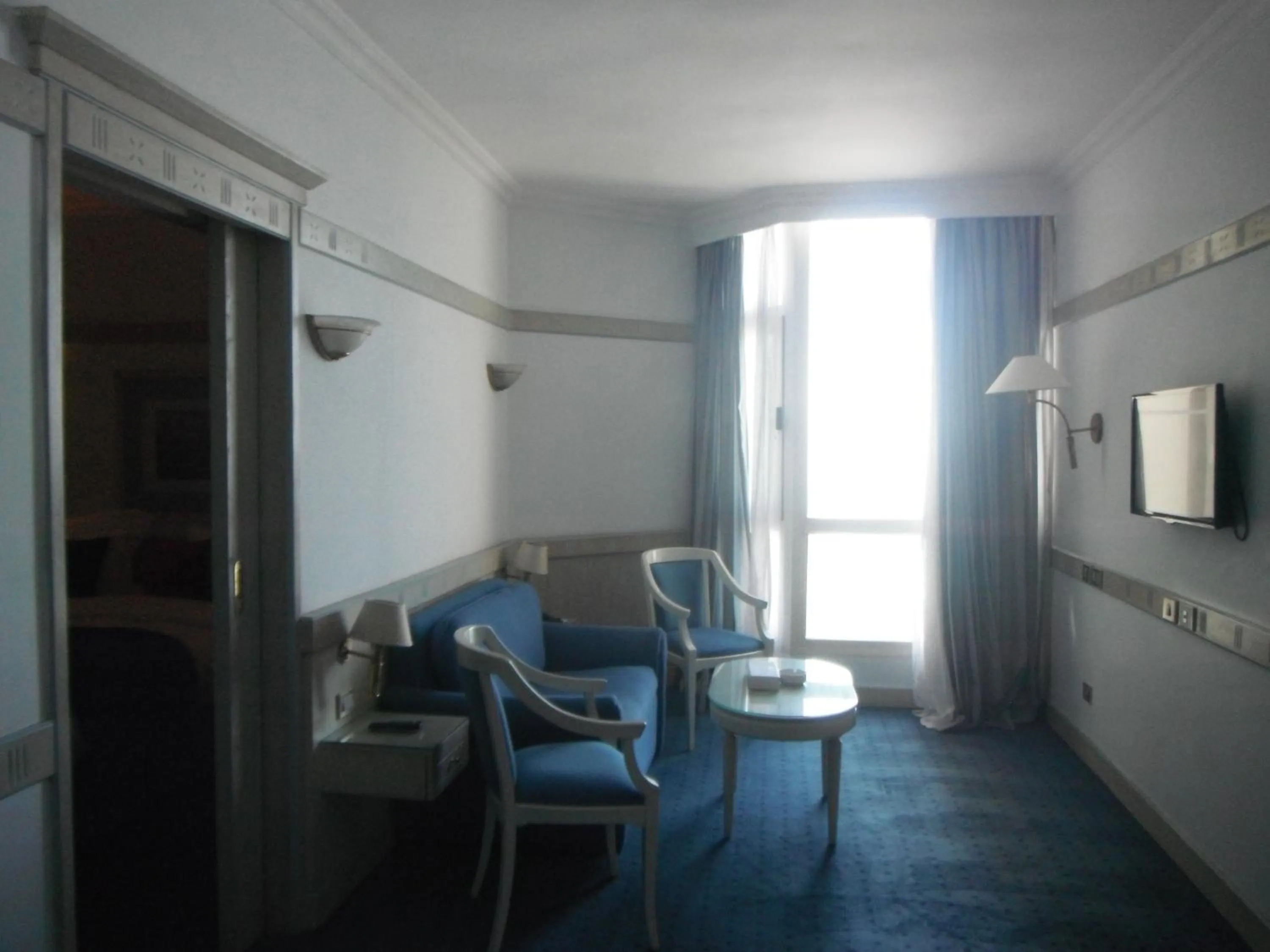 TV and multimedia in Romance Alexandria Hotel