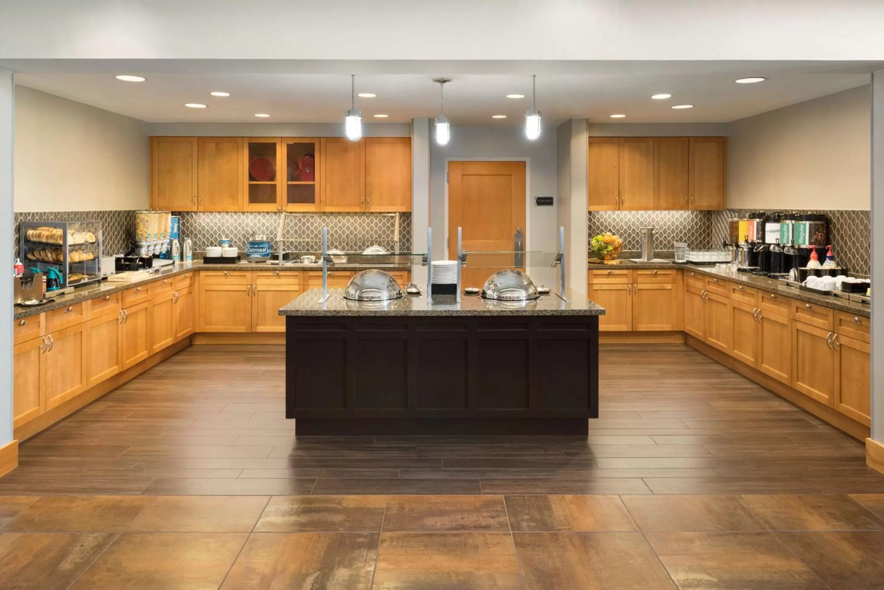 Breakfast in Homewood Suites by Hilton Madison West