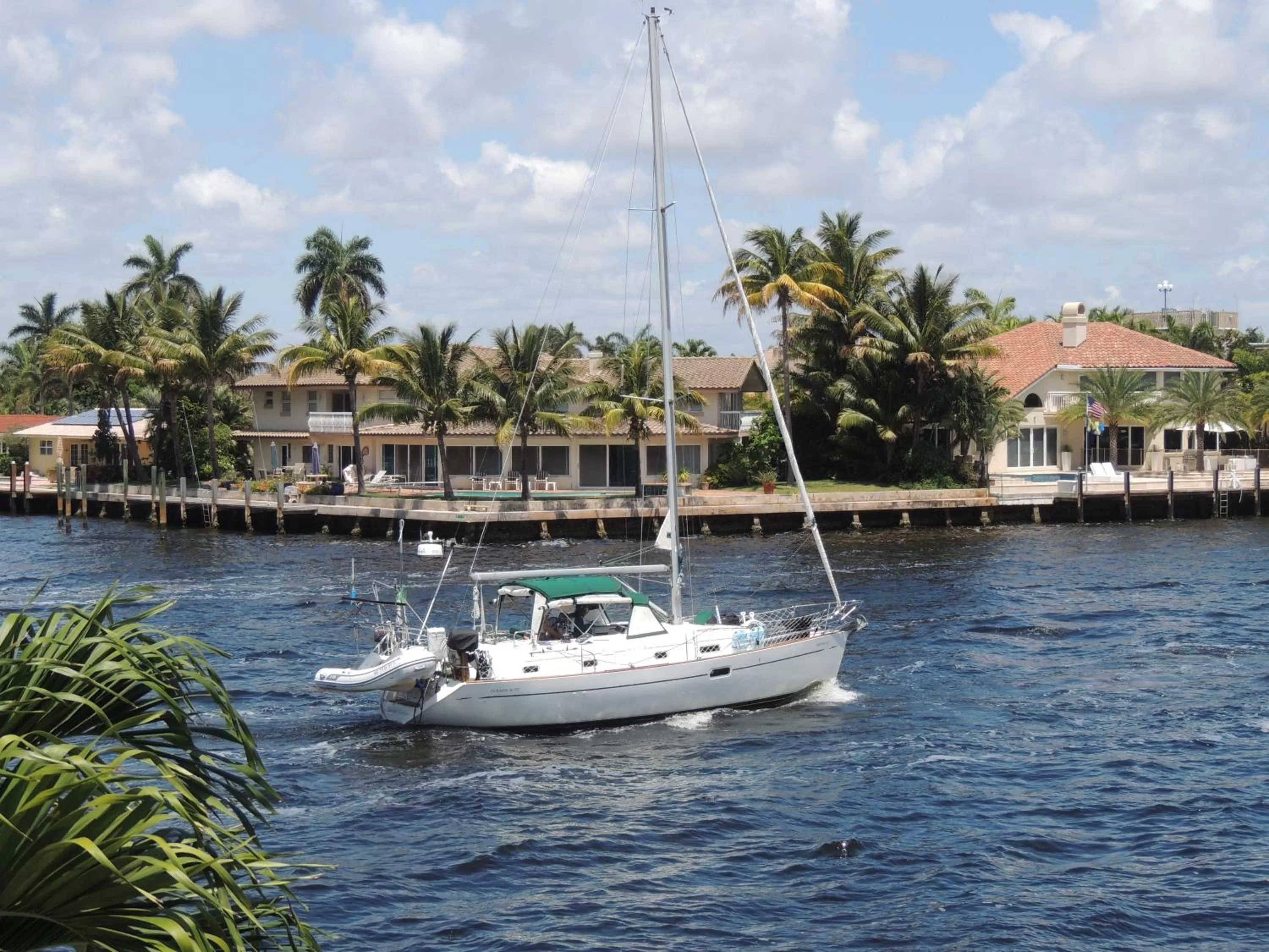 Balcony/Terrace in Aqua Mar Condos