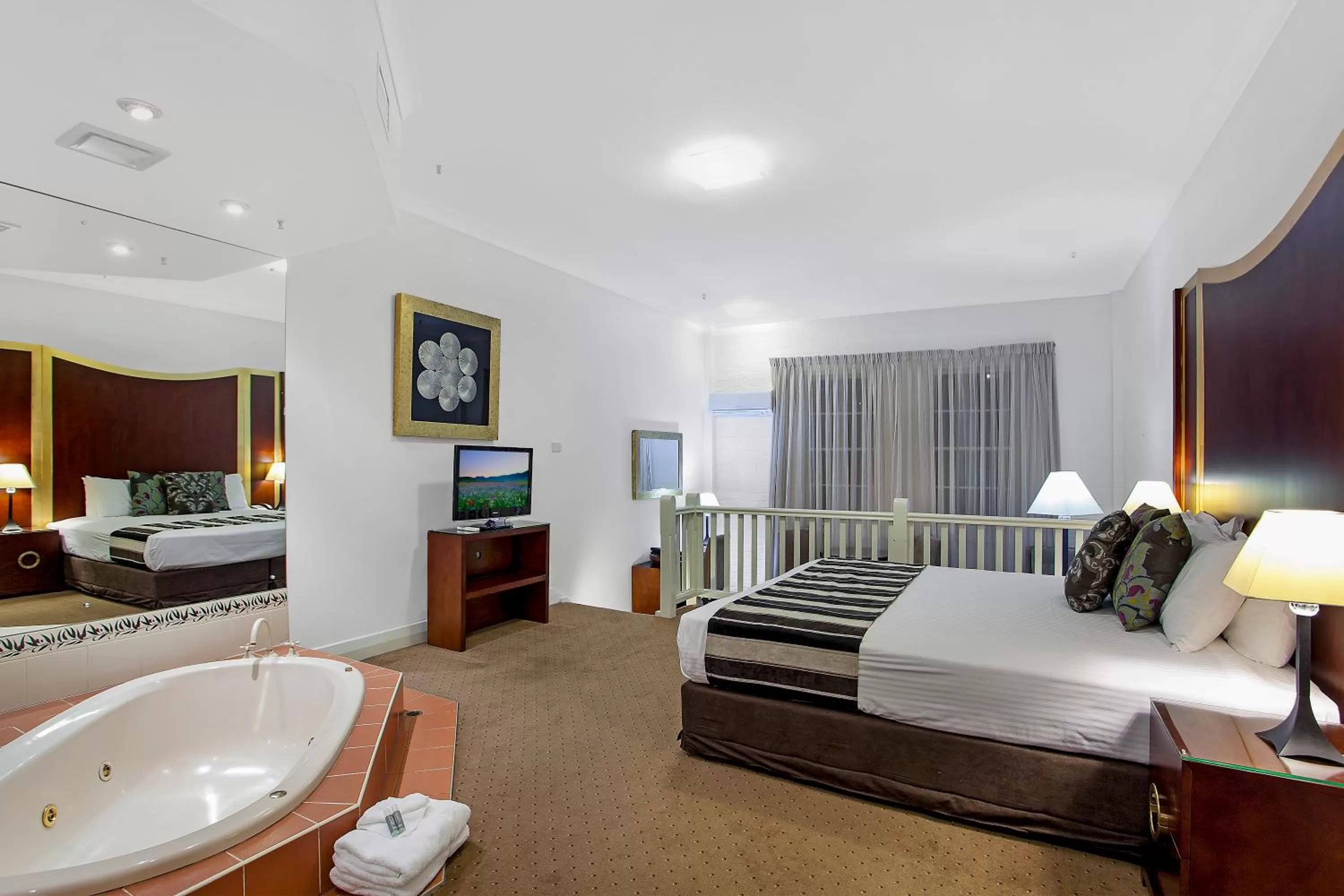 Bedroom, Bed in Mercure Maitland Monte Pio