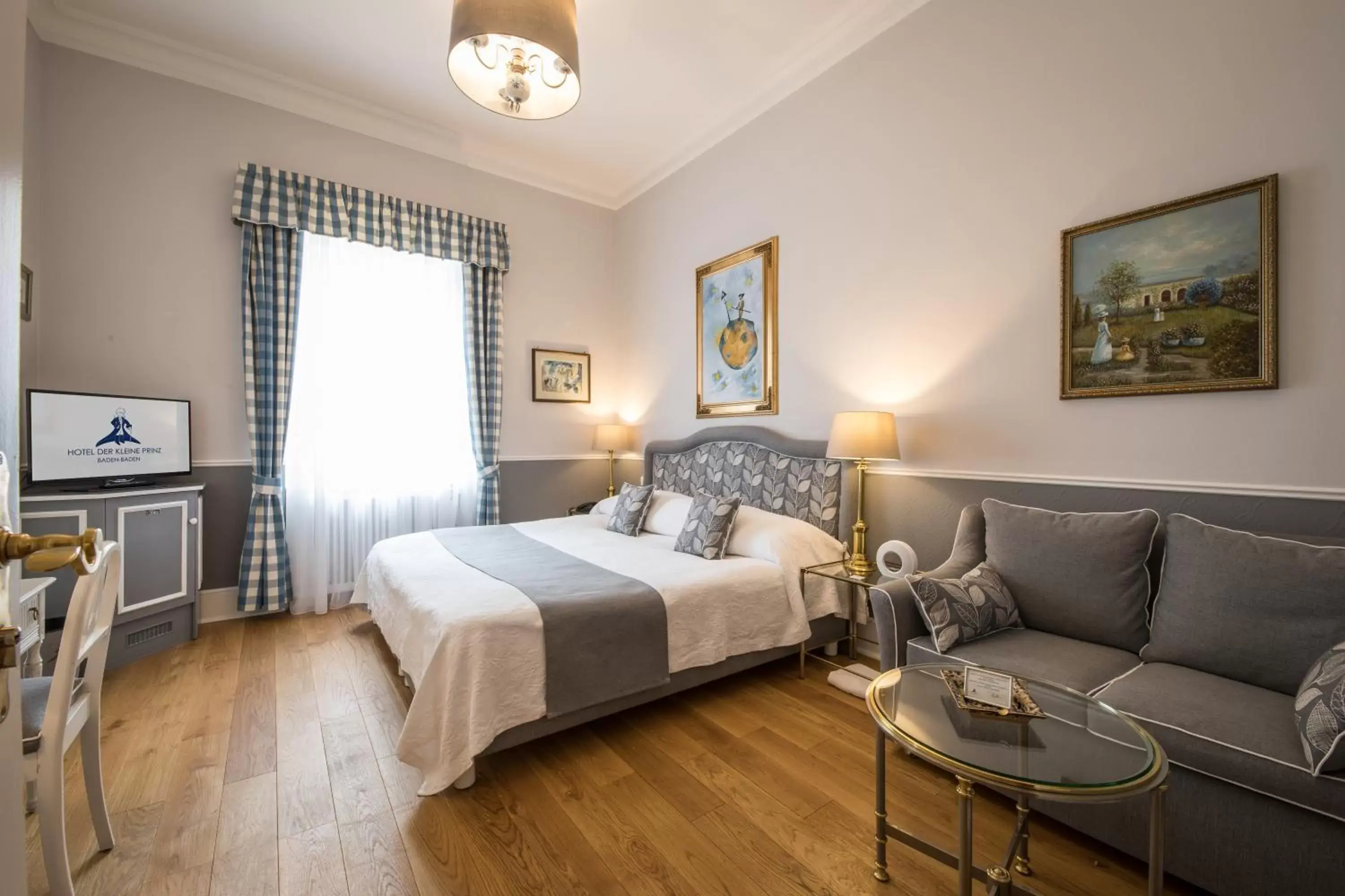 Comfort Double Room in Hotel Der Kleine Prinz Comfort Double Room in Hotel Der Kleine Prinz