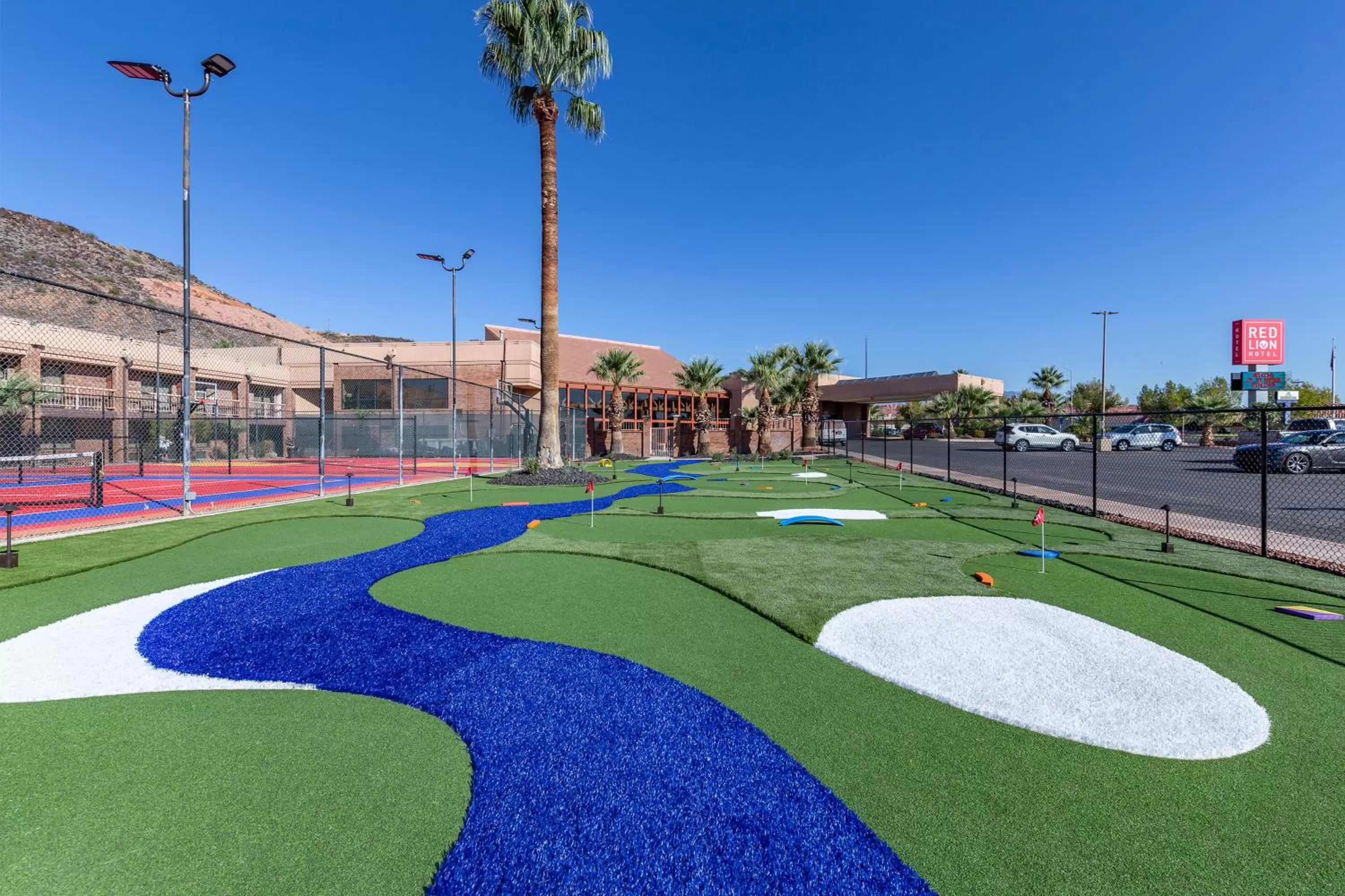 Minigolf in Red Lion Hotel and Conference Center St. George