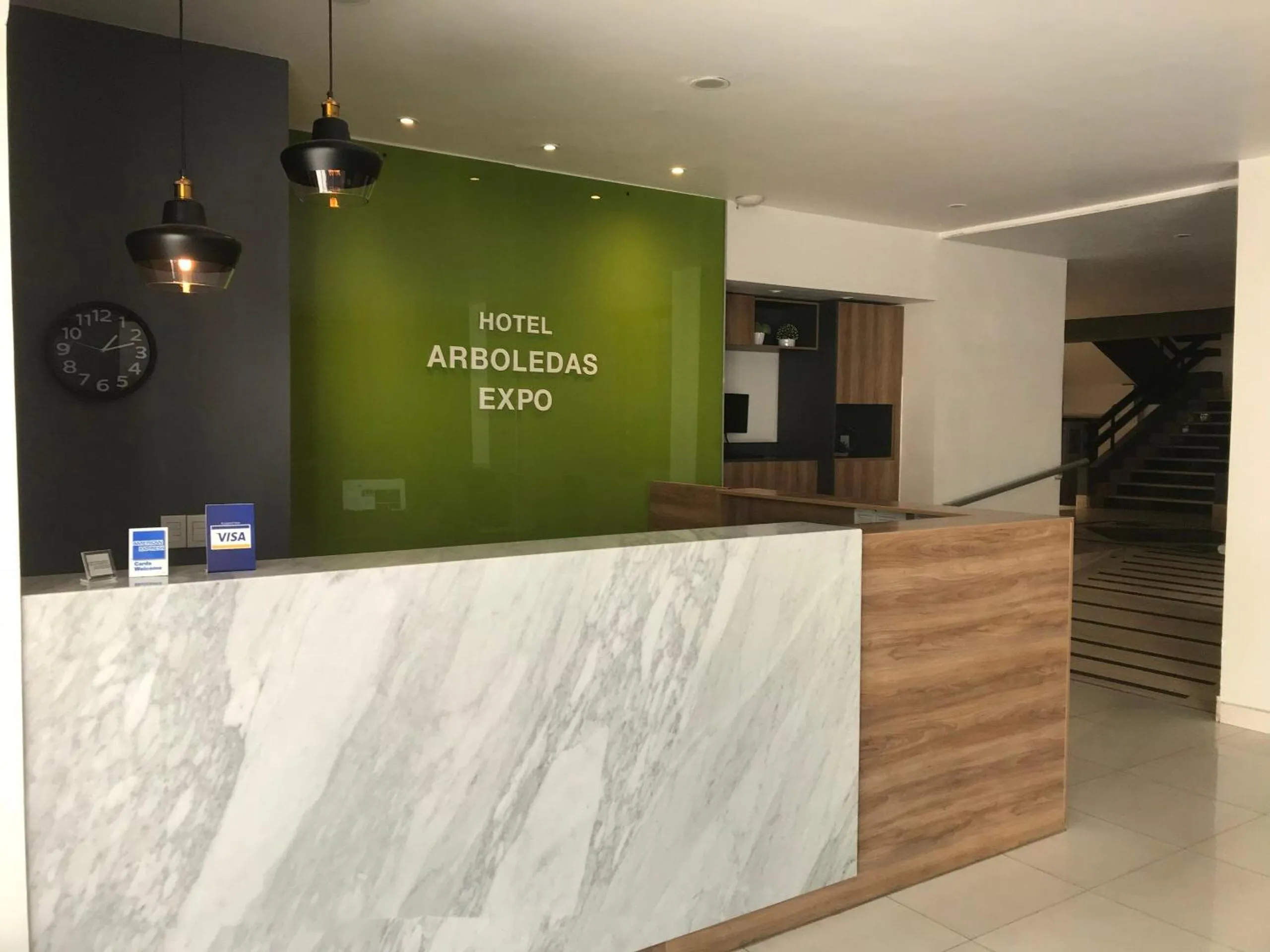 Lobby or reception in Hotel Arboledas Expo