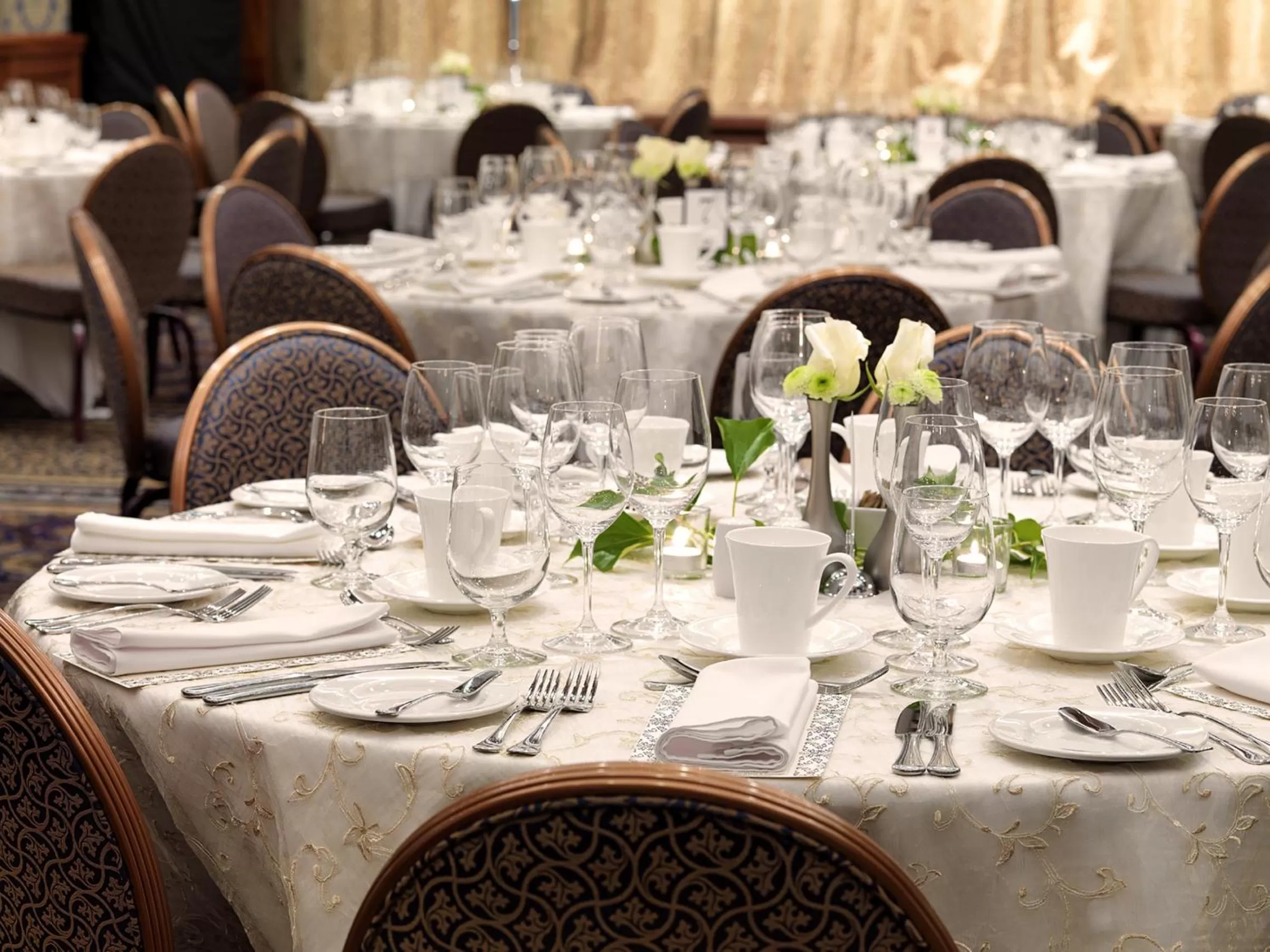 Banquet/Function facilities in Oak Bay Beach Hotel