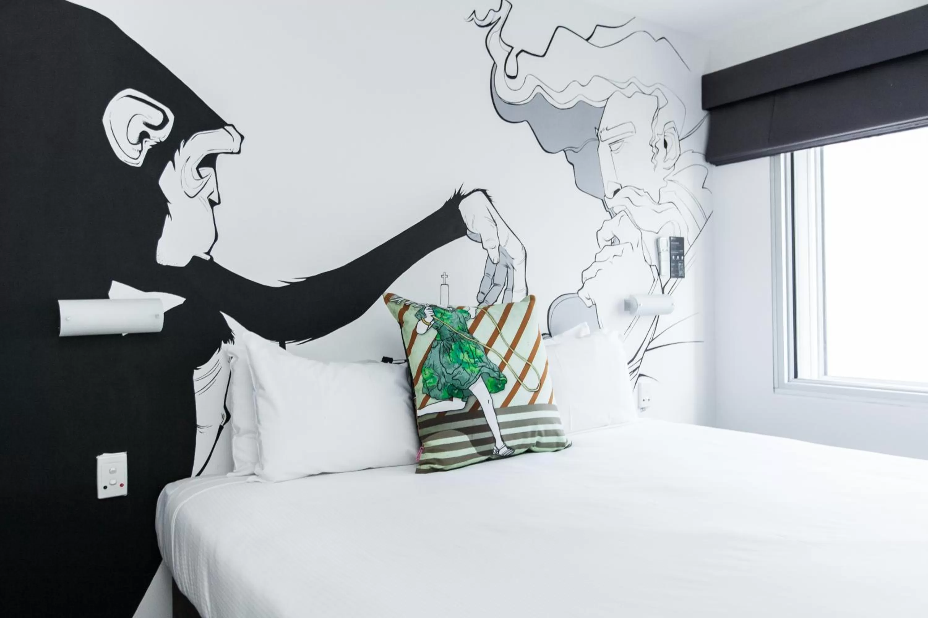 Bed in Majestic Minima Hotel