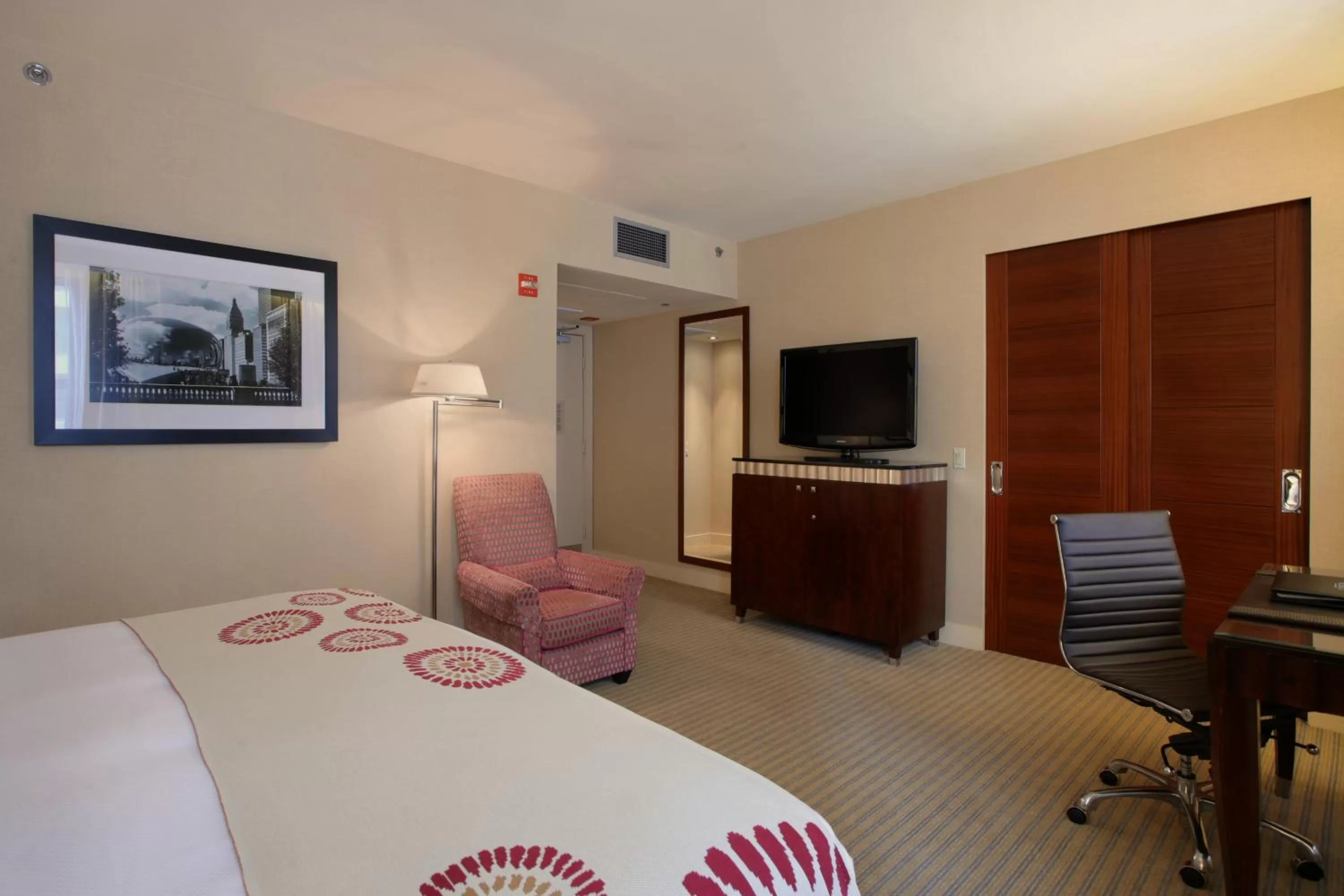 Bed in Millennium Knickerbocker Chicago