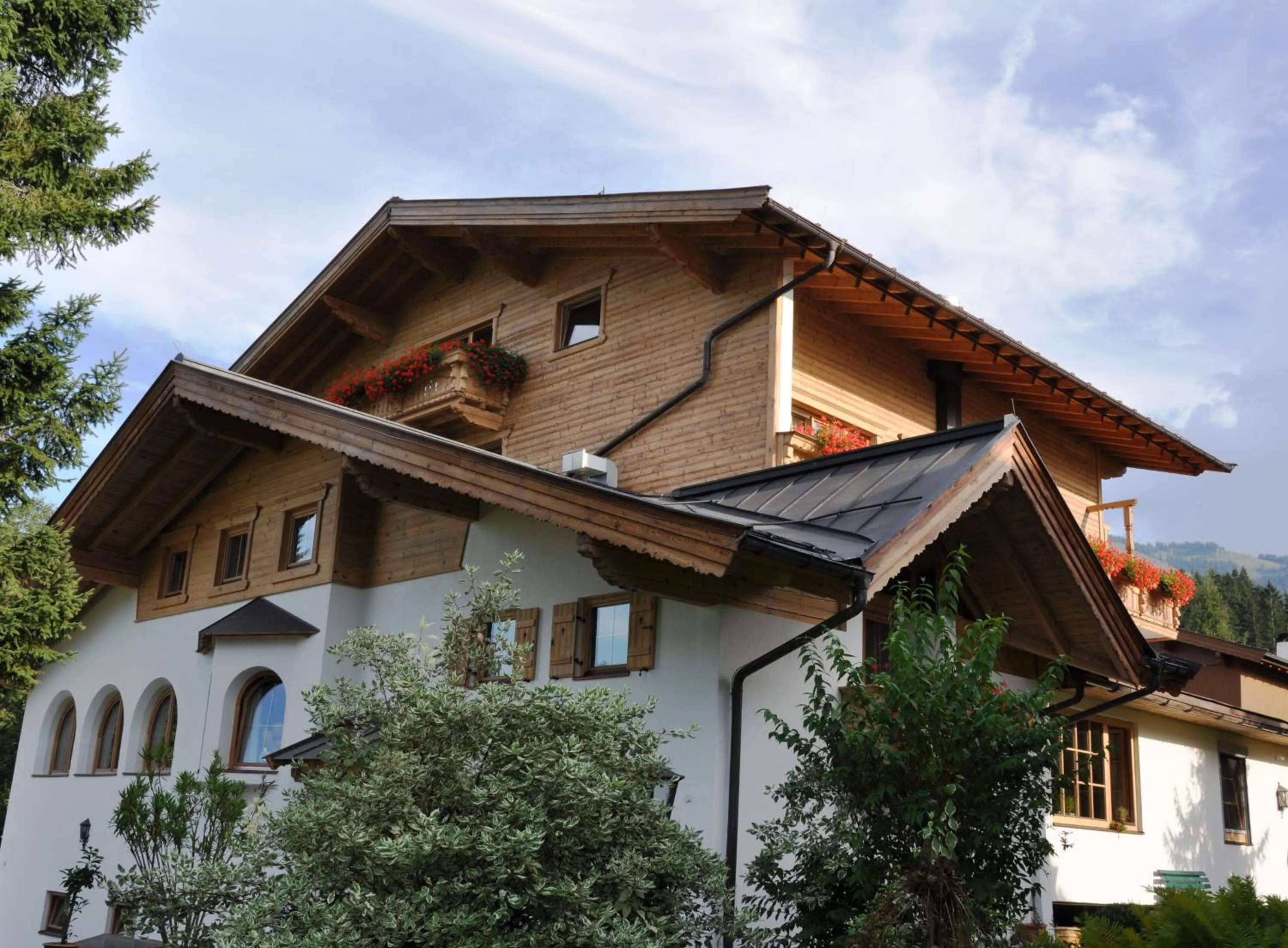 Property building in Geniesserhotel Minglers Sportalm 4 Sterne Superior