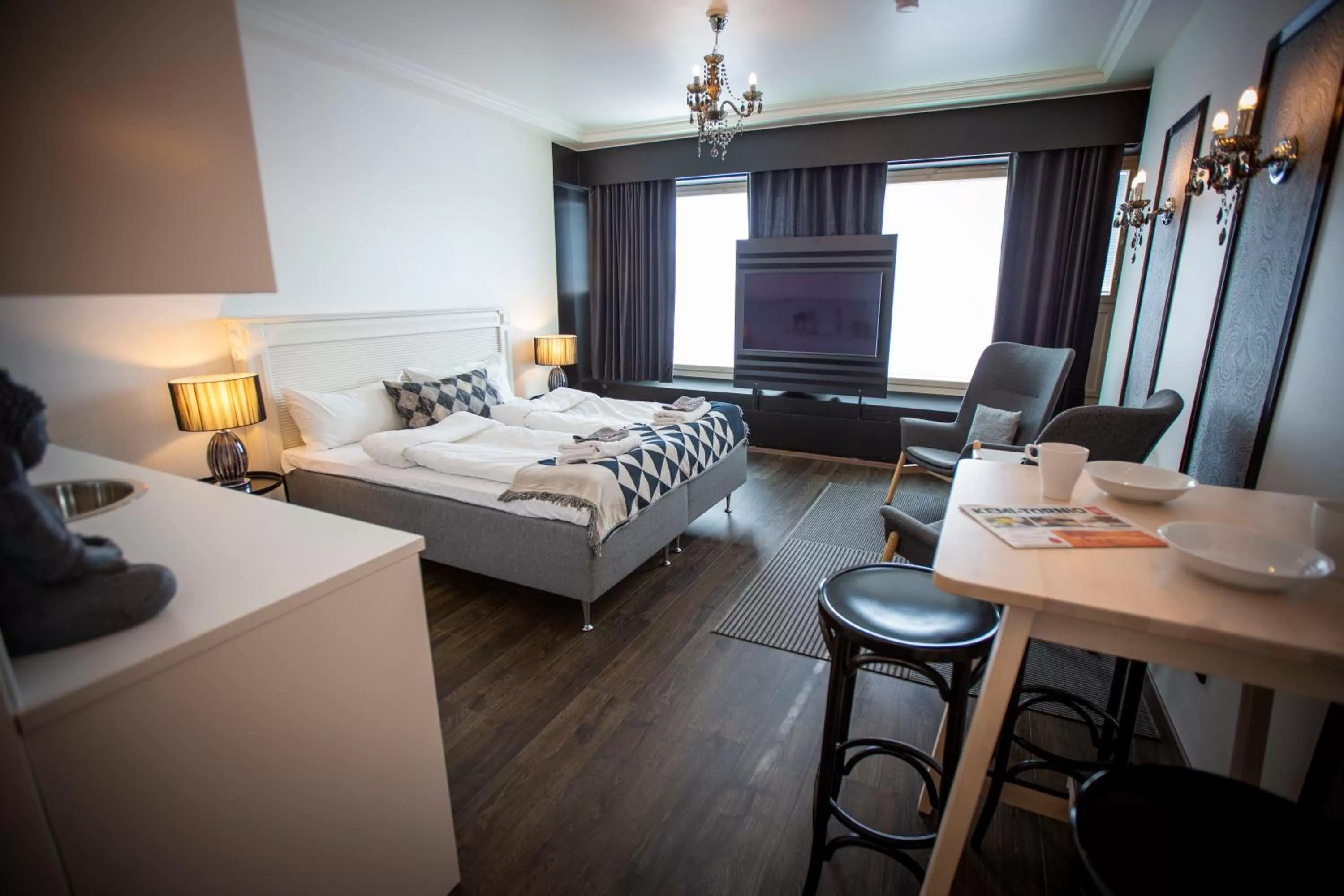 Photo of the whole room, Bed in Hotelli Olof