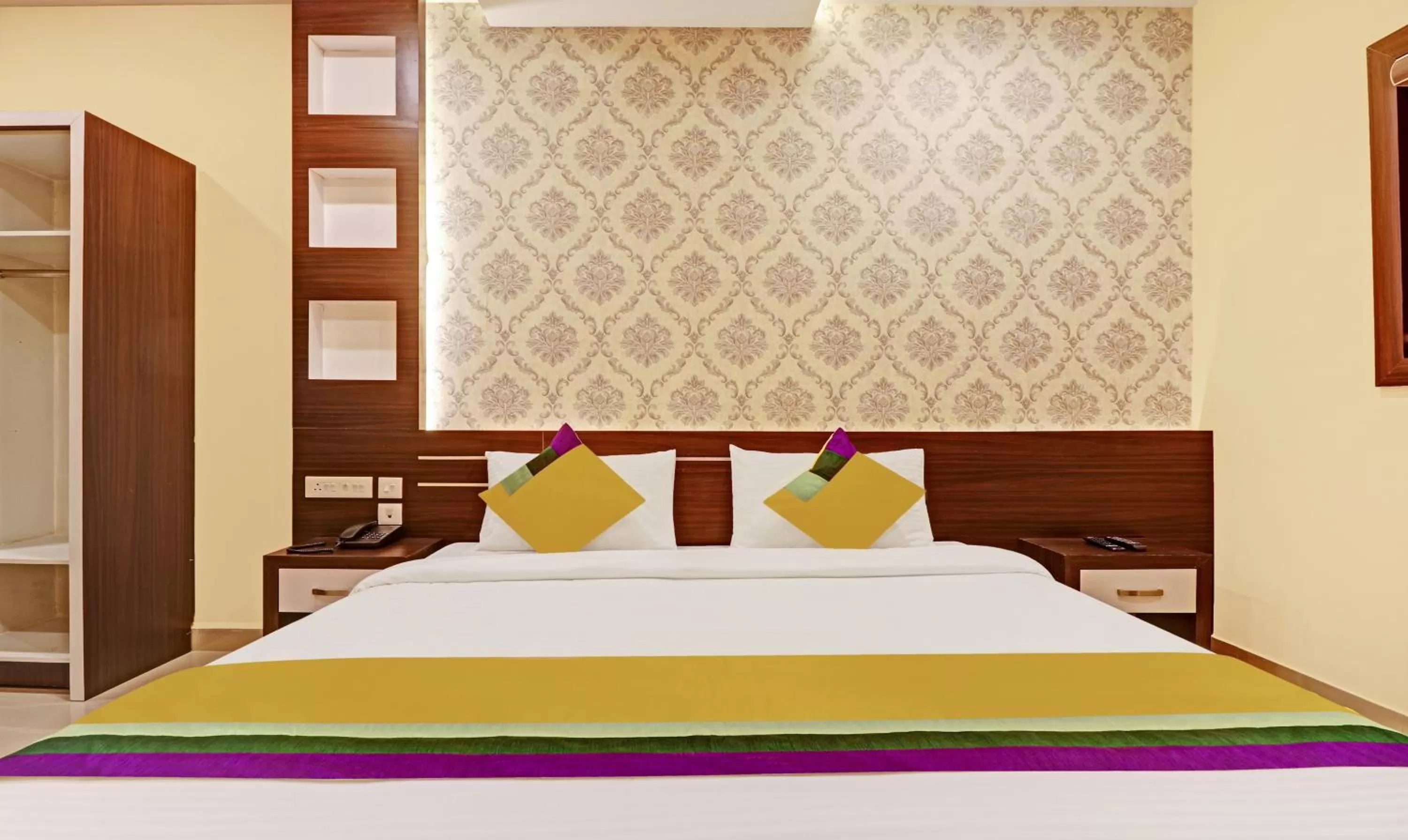 Bedroom, Bed in Itsy Hotels Sapphire Residency