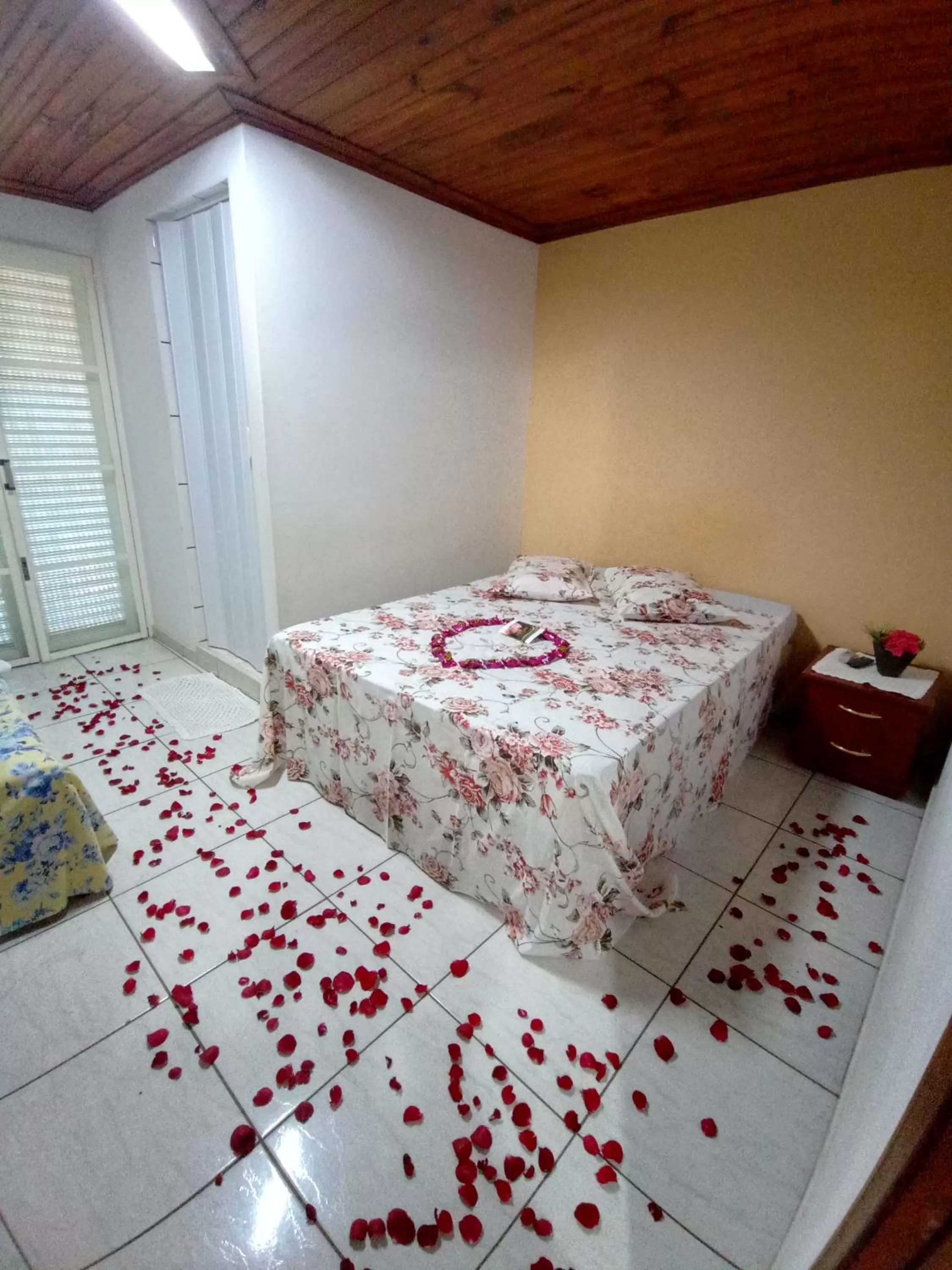 Bed in Pousada Alvorada Brotas - e agendamento das atividades turísticas