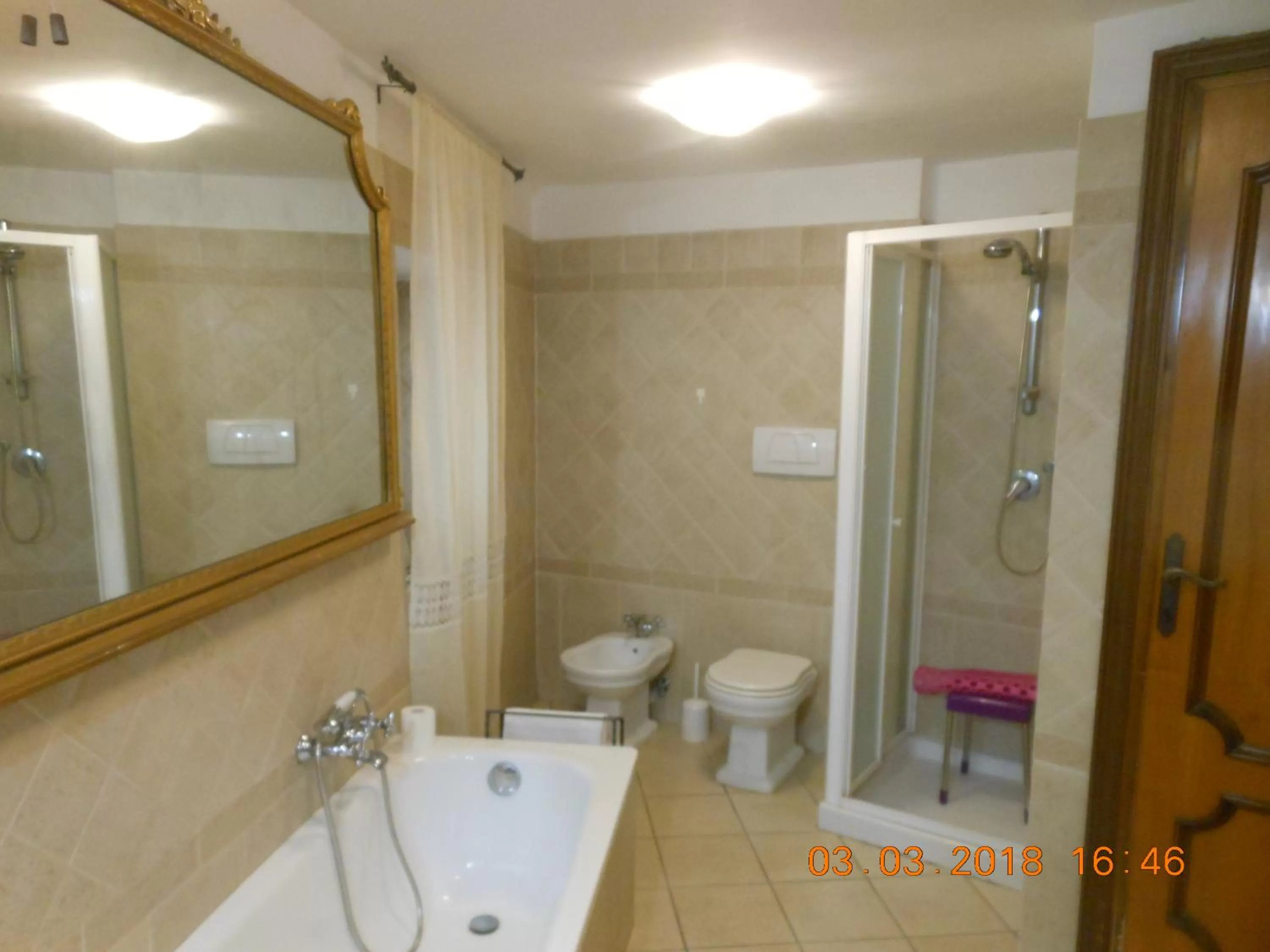 Shower in il CAPITELLO