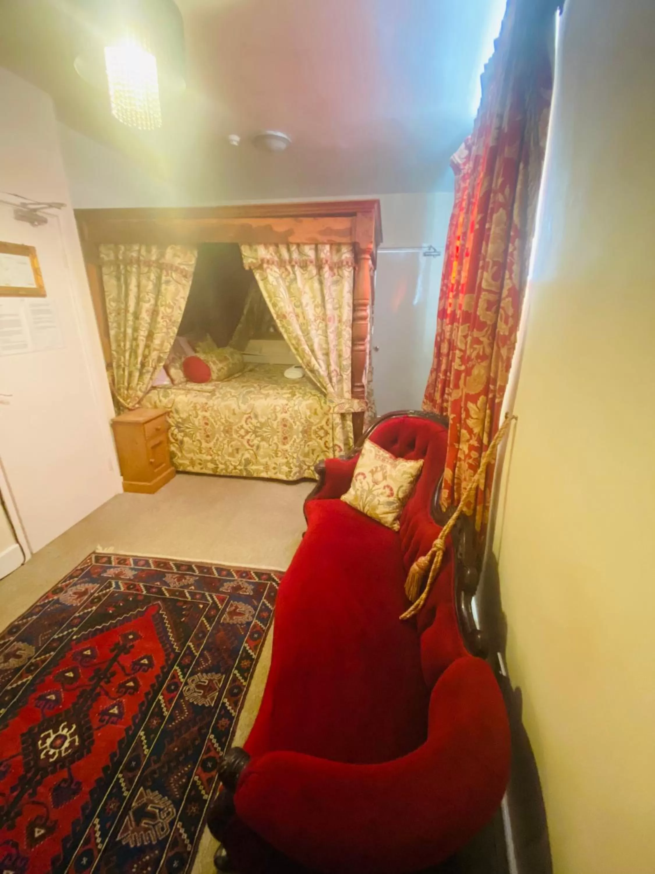 Bed in The Old Court Hotel