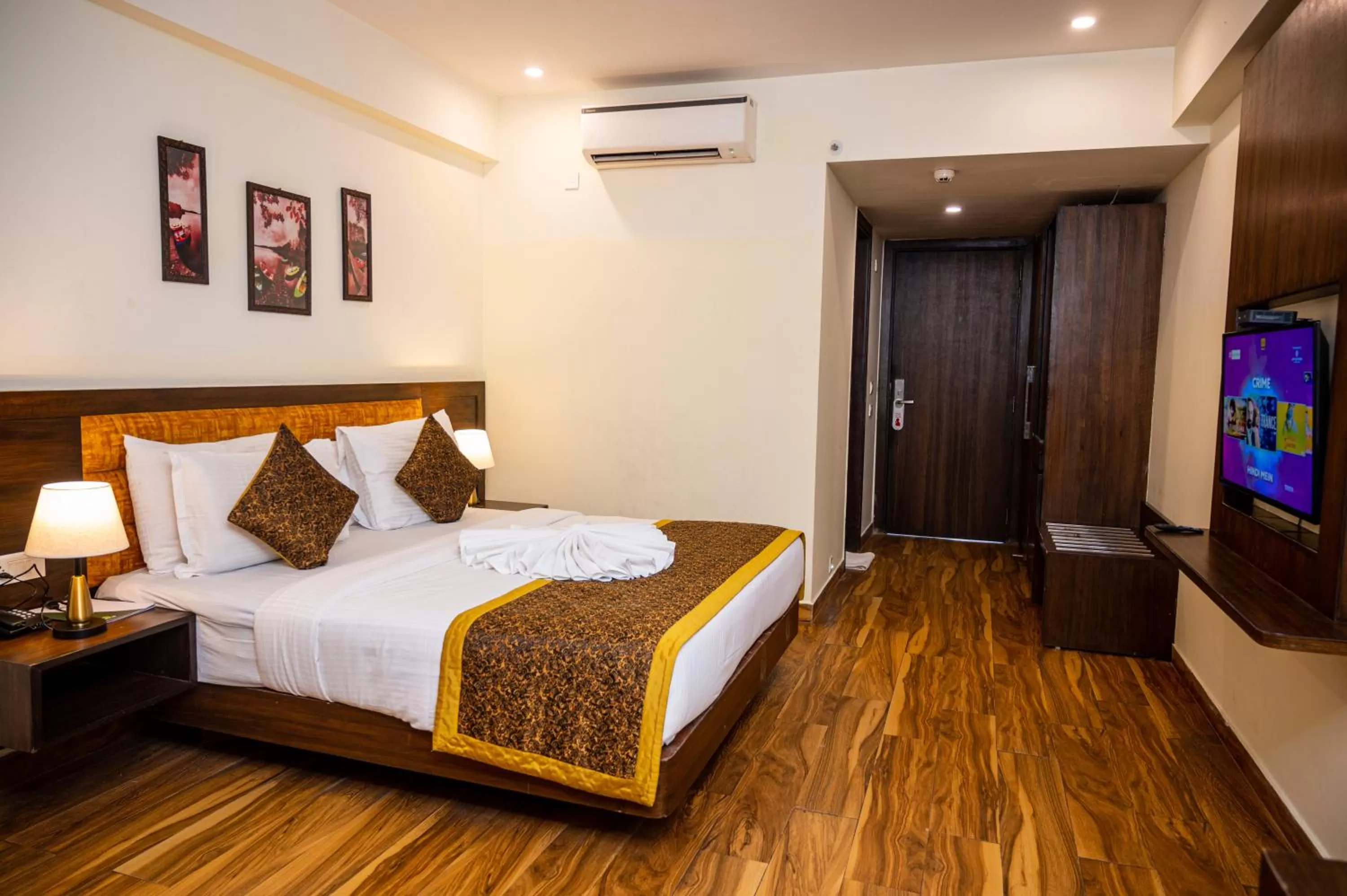 Bedroom, Bed in BELLS BEACH RESORT , A Unit of Resort De Balneaire