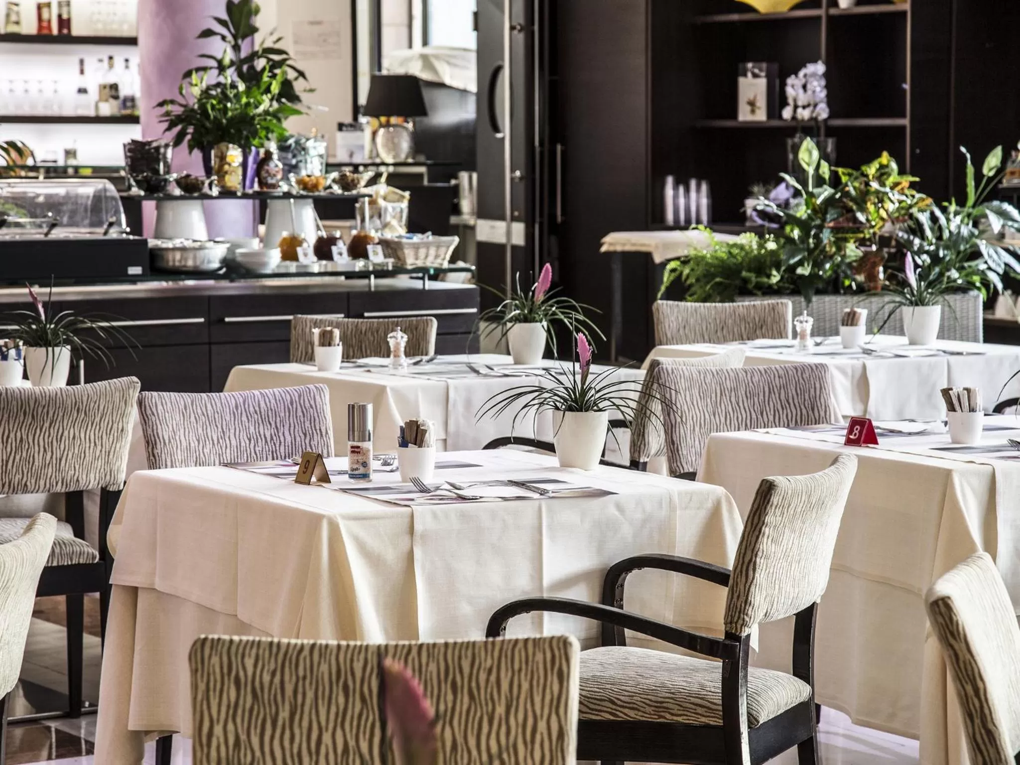 Restaurant/places to eat in Mercure Genova San Biagio