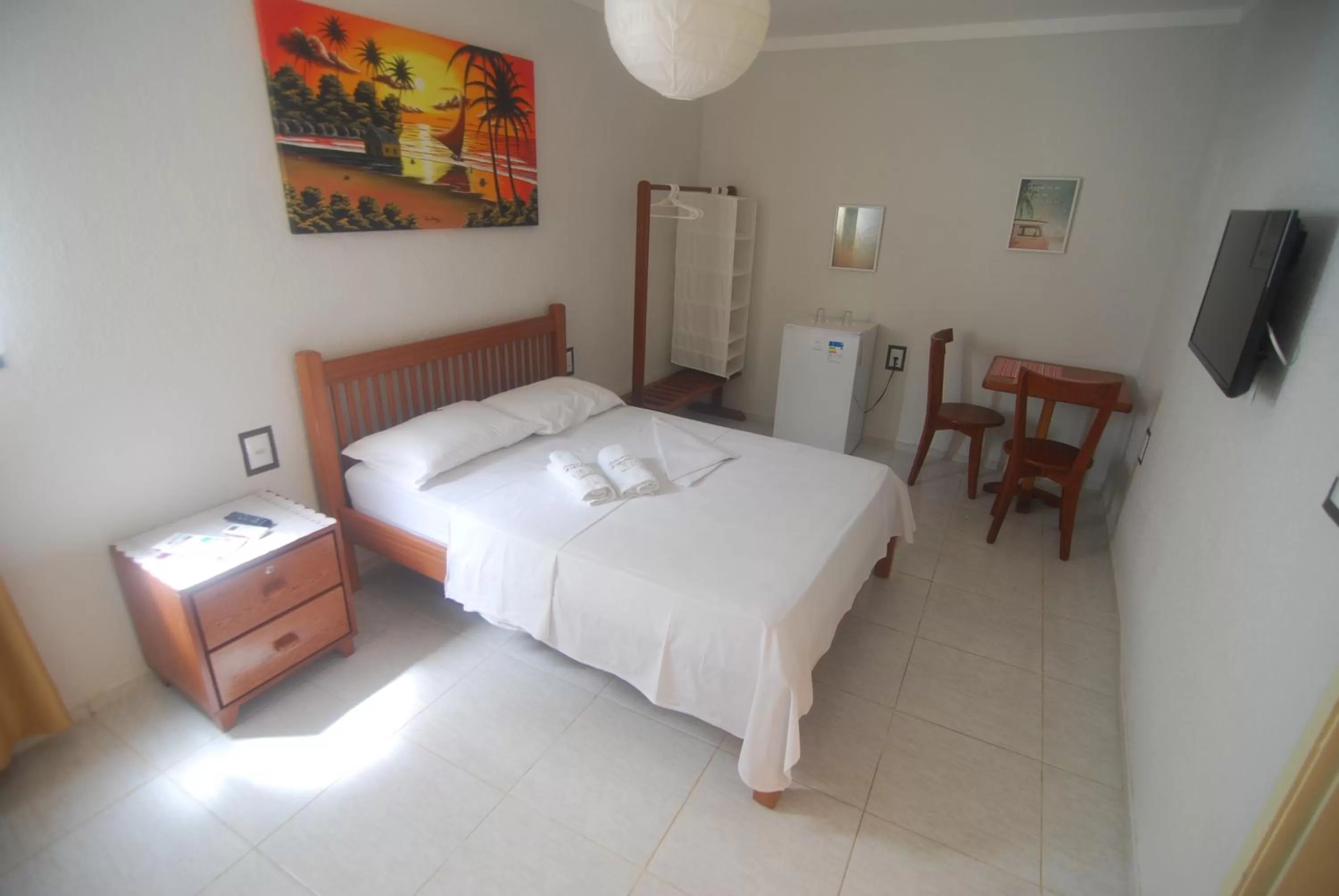 Photo of the whole room, Bed in Refúgio Pousada Fortaleza