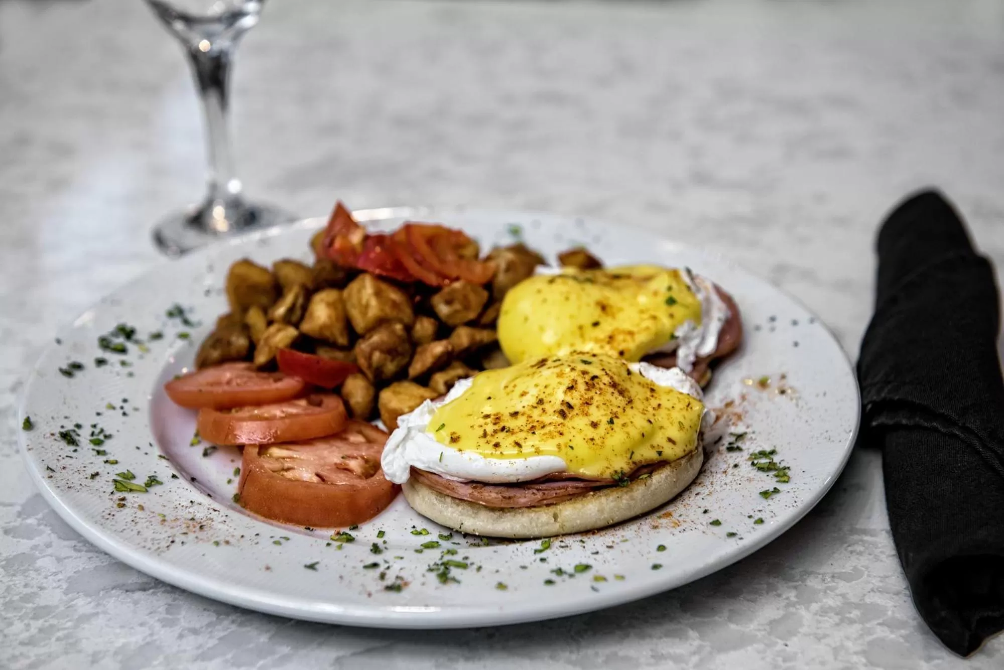 American breakfast in Hotel Indigo Dallas Downtown by IHG