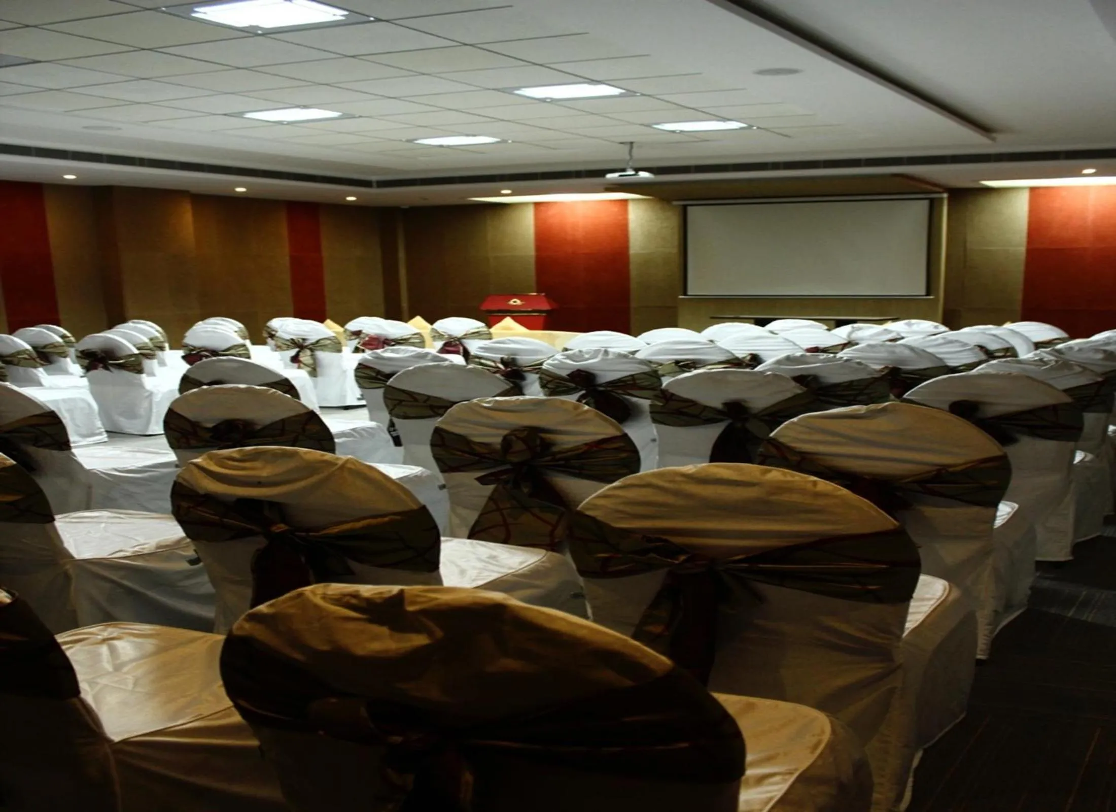 Meeting/conference room in Nidhivan Sarovar Portico Vrindavan