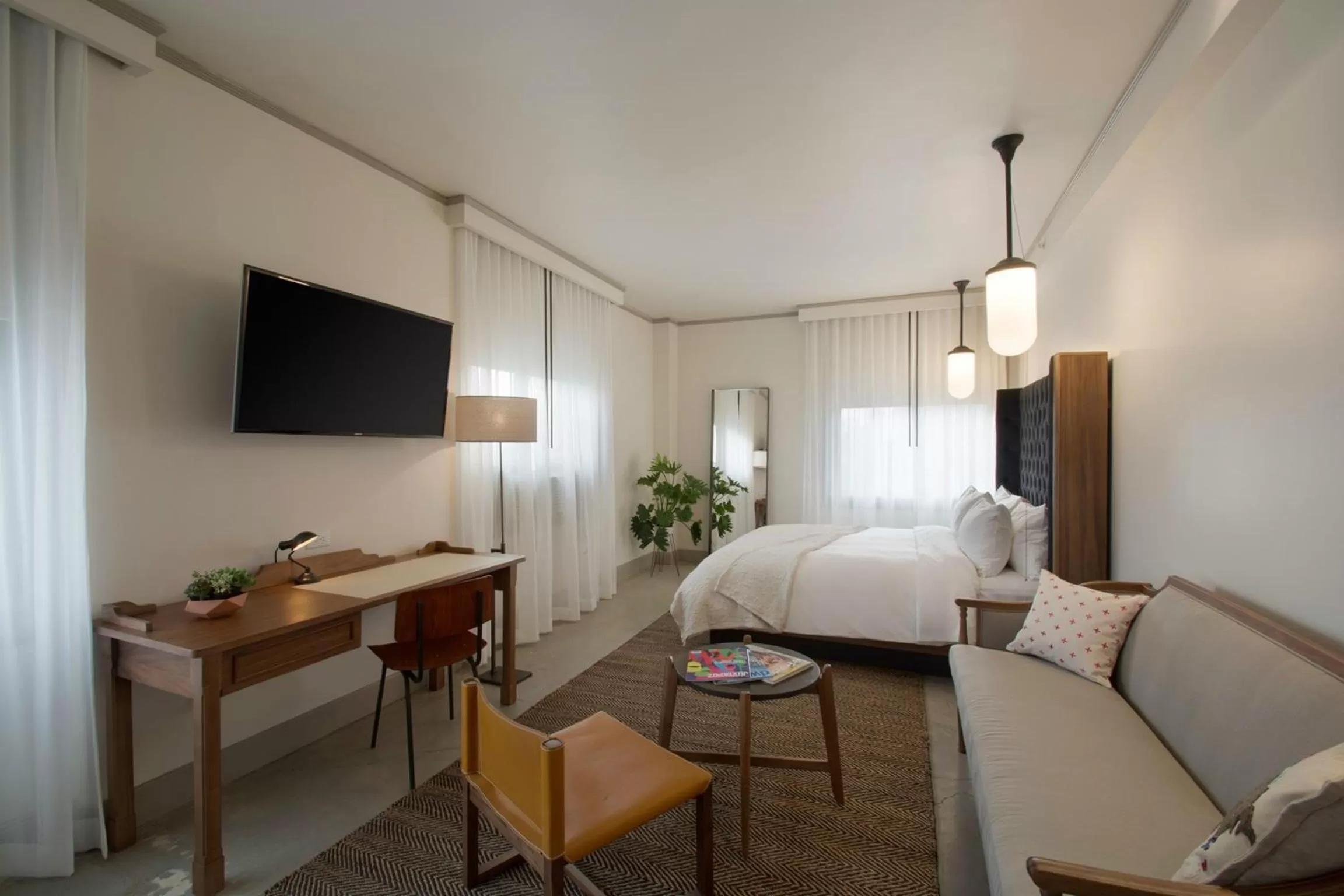 Photo of the whole room, Bed in Hotel G San Francisco