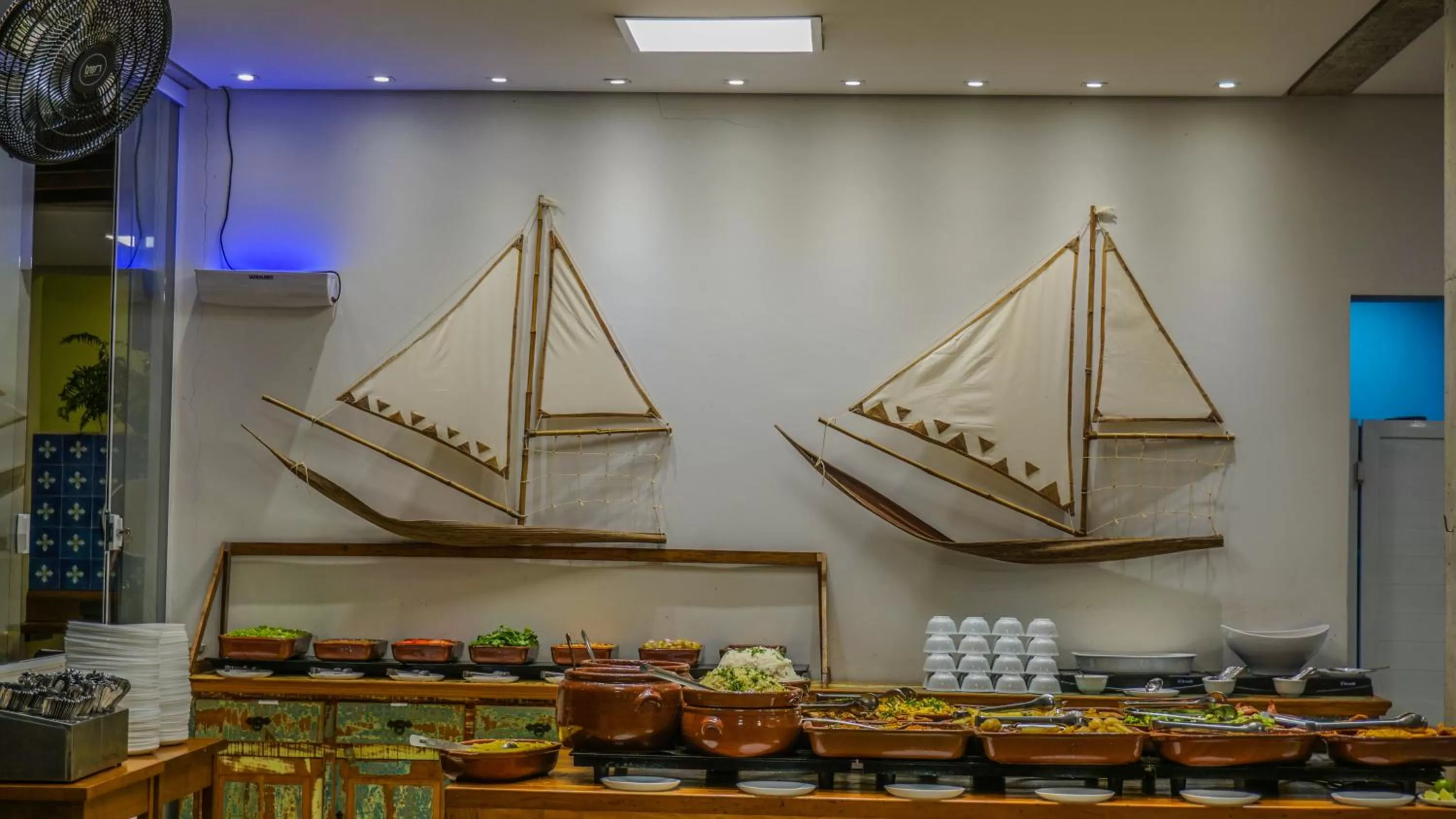 Restaurant/places to eat in Pousada Ilha Vitoria