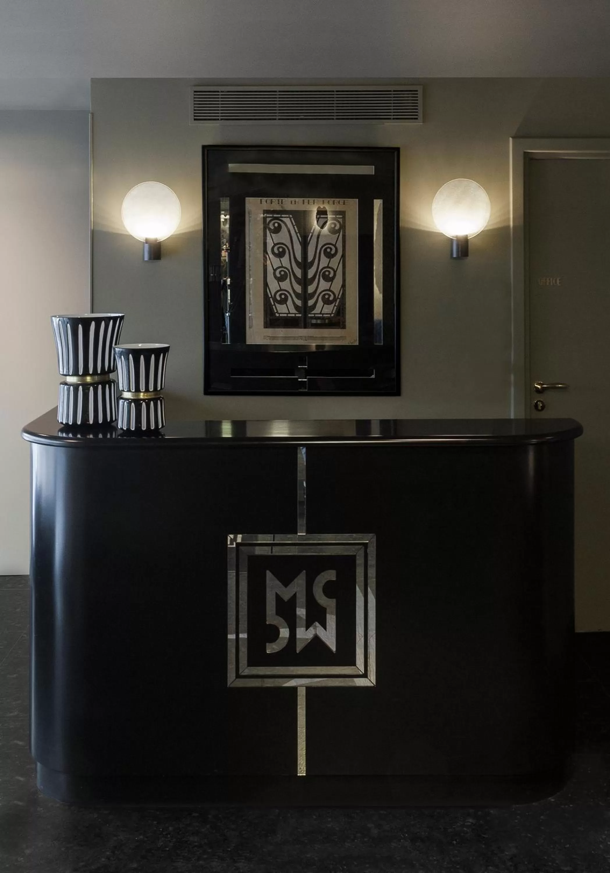 Lobby or reception in Monsieur Cadet Hotel & Spa